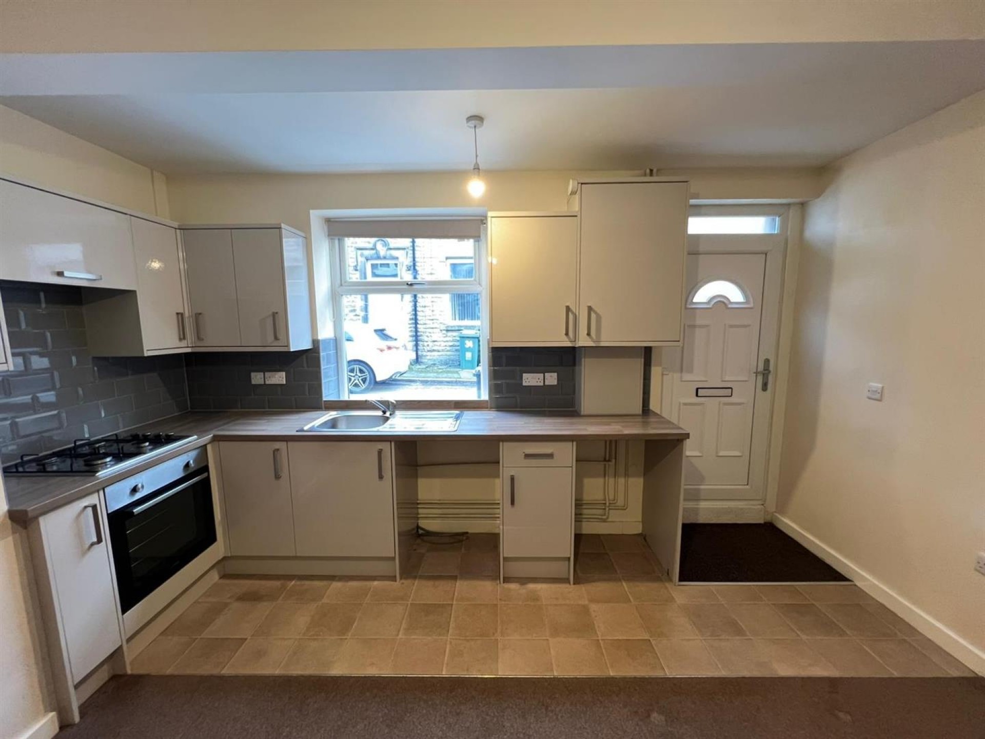 Images for Victoria Street, Moldgreen, Huddersfield