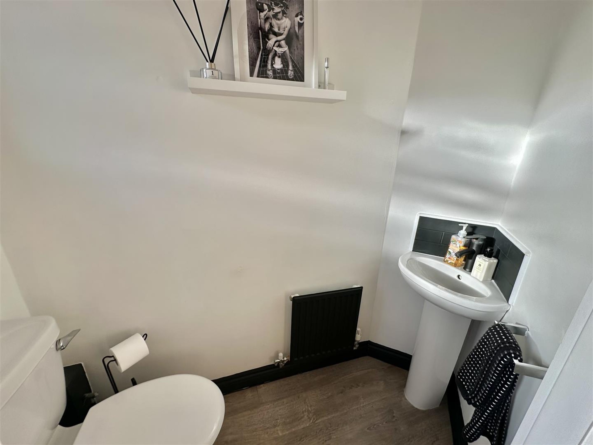 Images for Greenfield View, Carlinghow, Batley