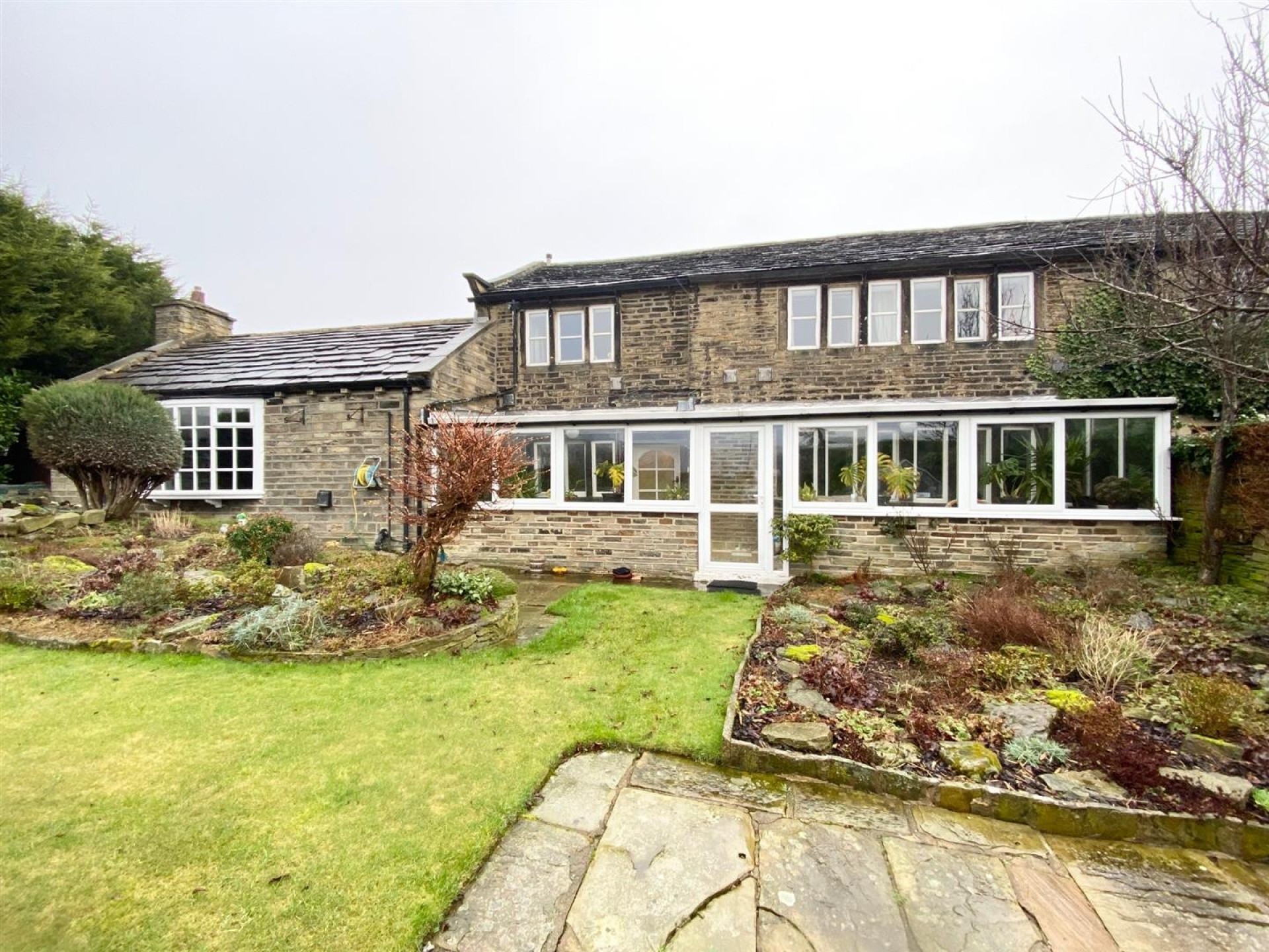 Images for 15 Back Green, Outlane