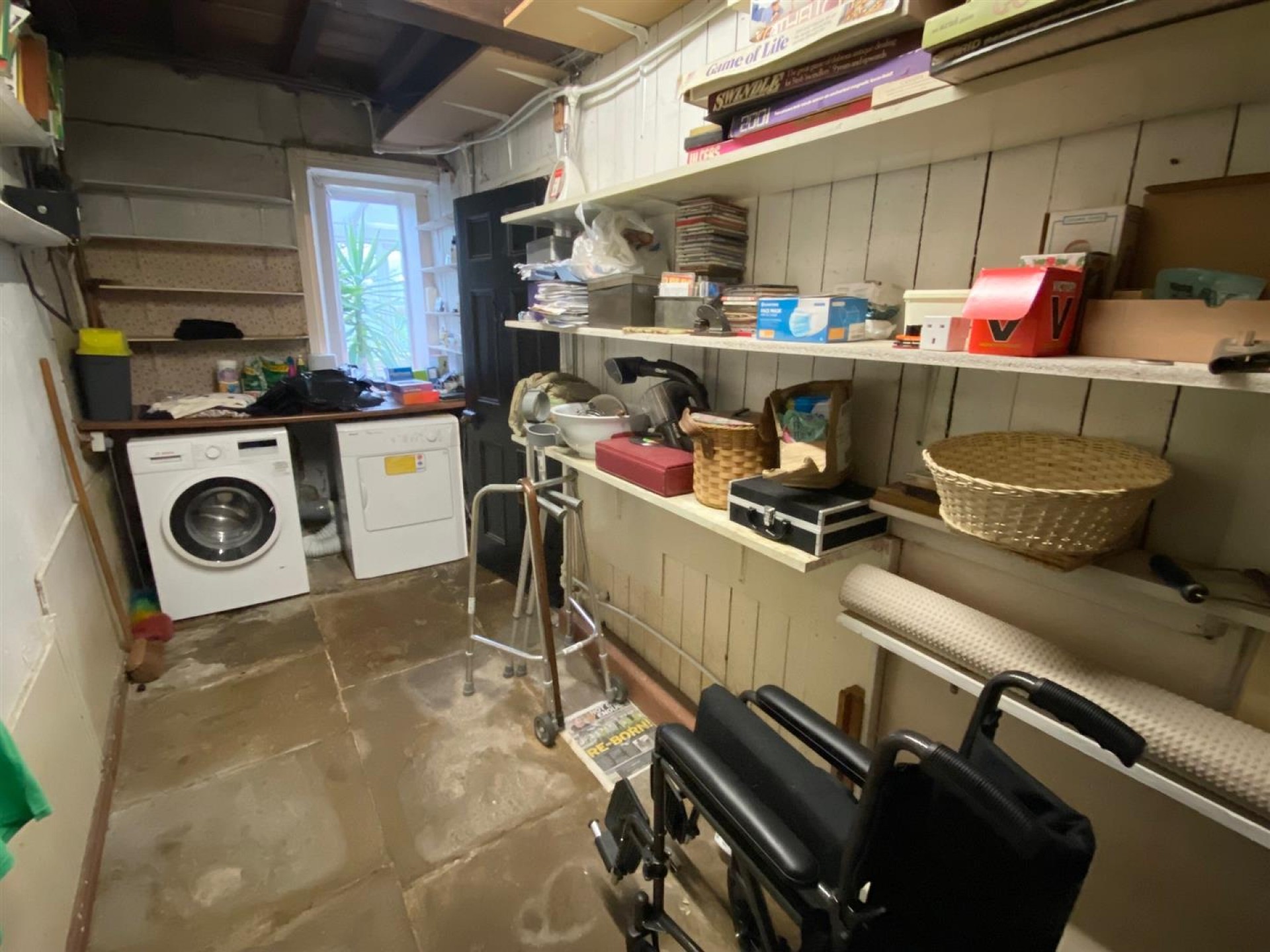 Images for 15 Back Green, Outlane