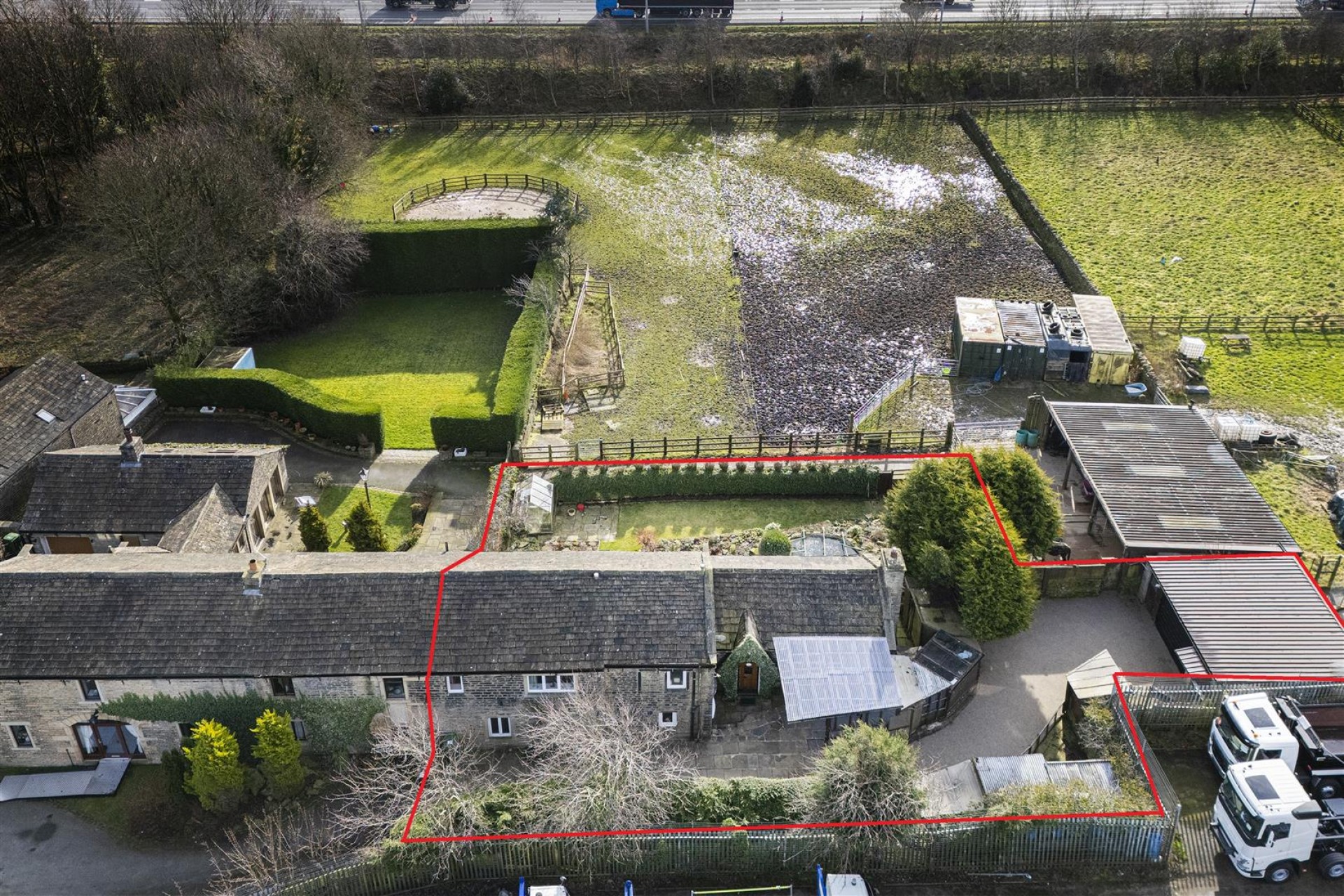 Images for 15 Back Green, Outlane