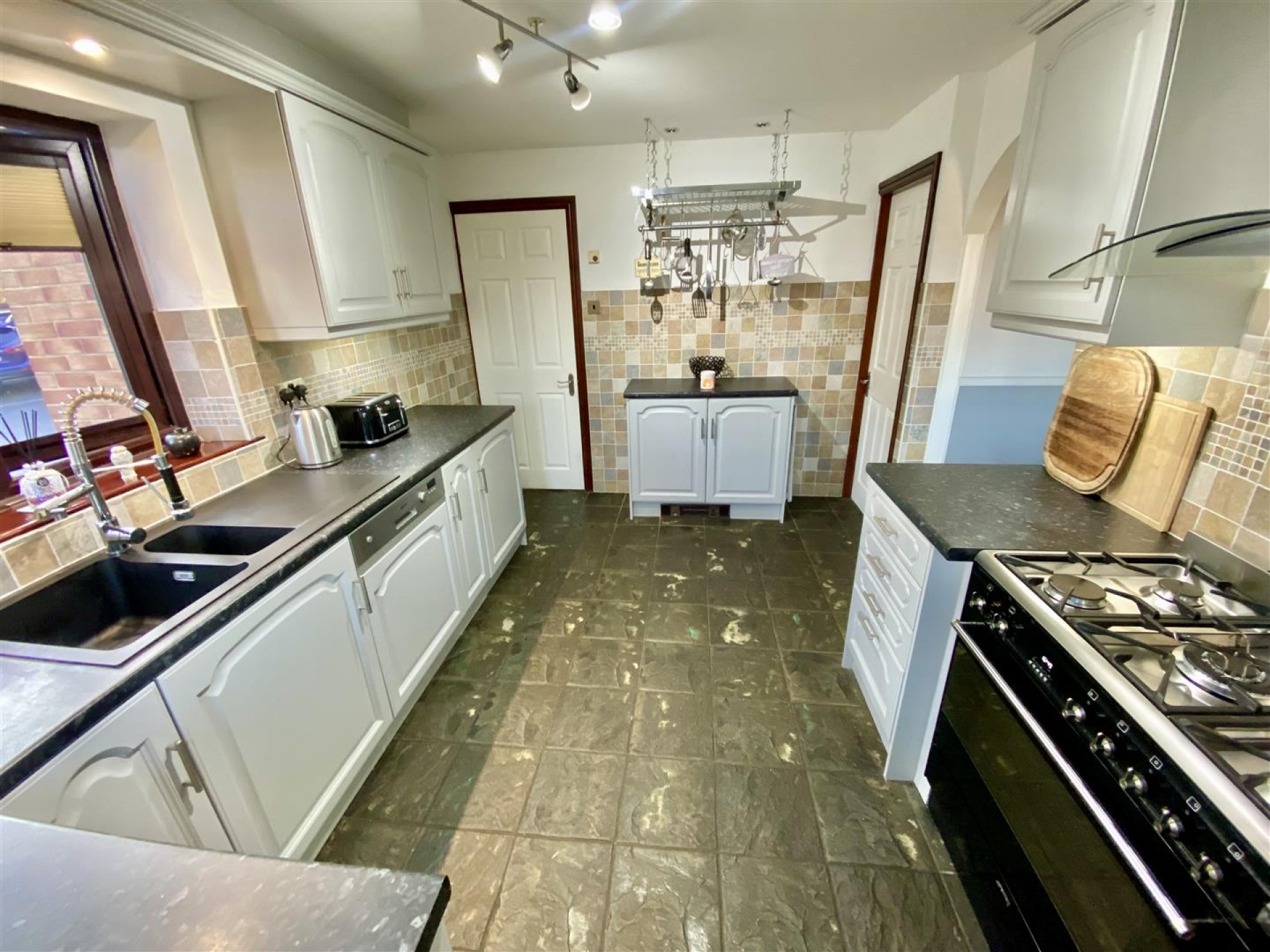 Images for Headlands Road, Liversedge