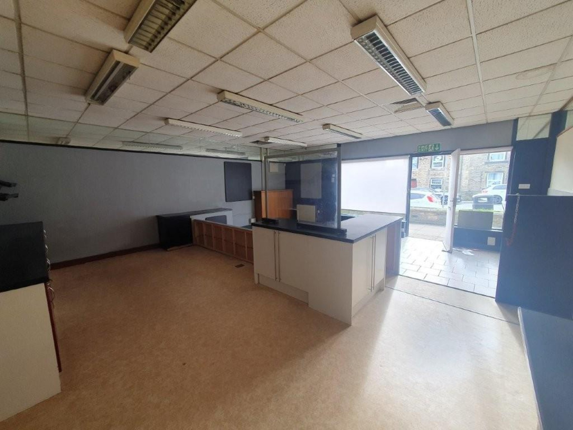 Images for Unit 5, Moorfield Shopping Centre, Park Road West, Crosland Moor