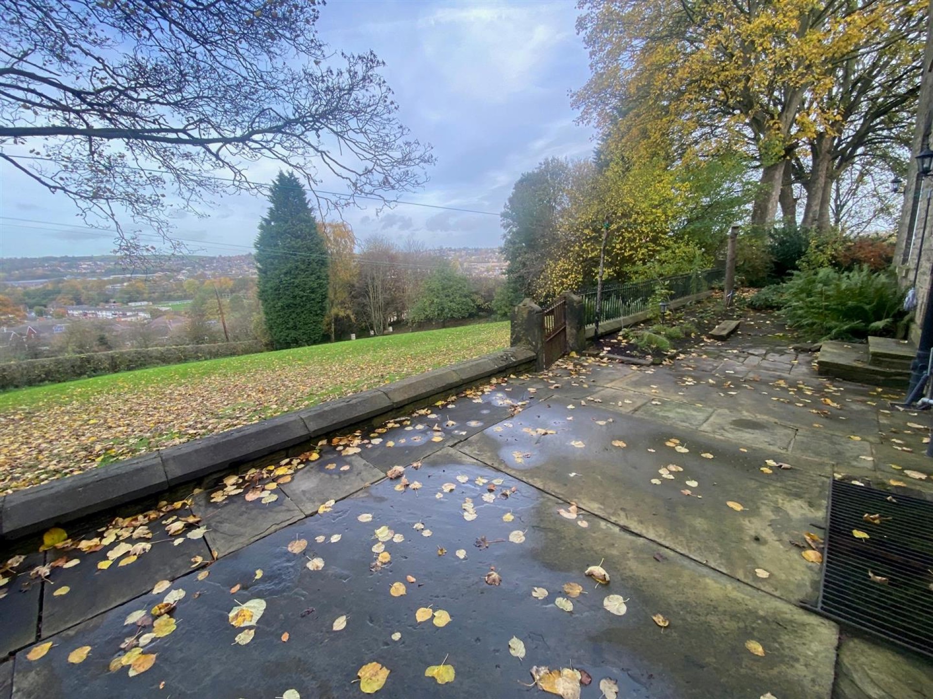 Images for Norristhorpe Lane, Liversedge