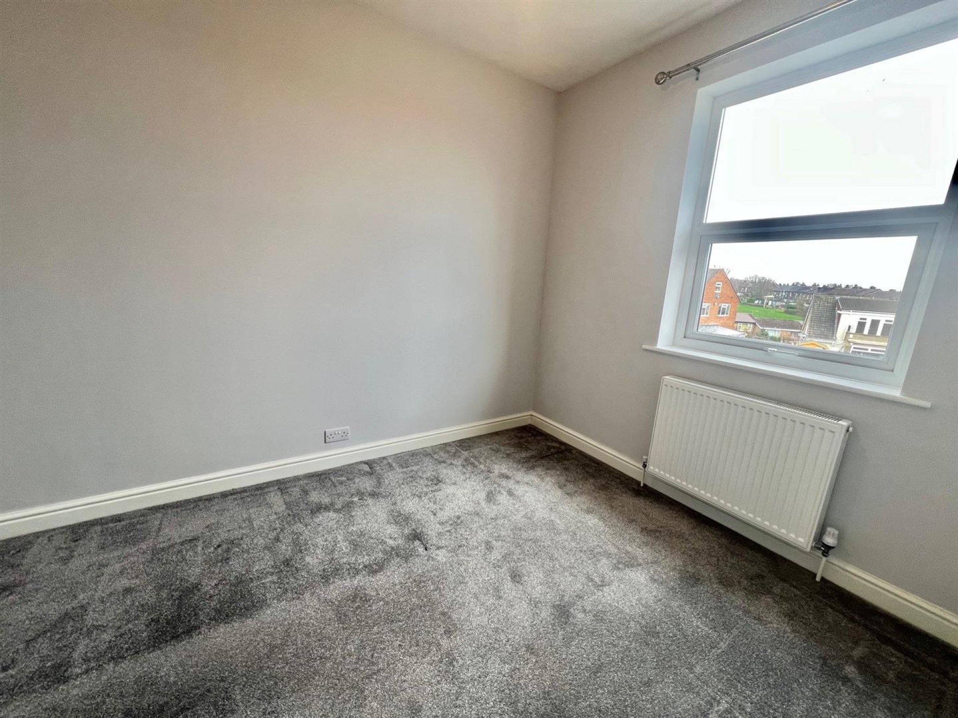 Images for Heatherfield Crescent, Marsh