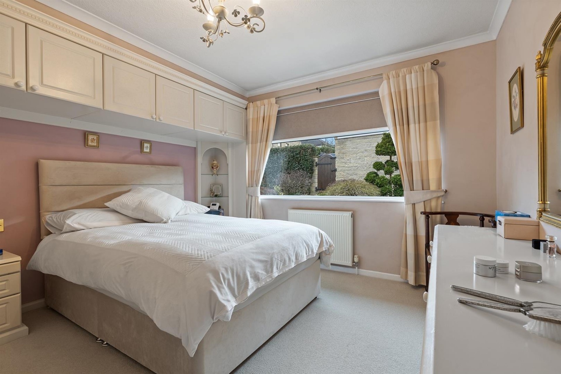 Images for Poplar Avenue, Thongsbridge, Holmfirth