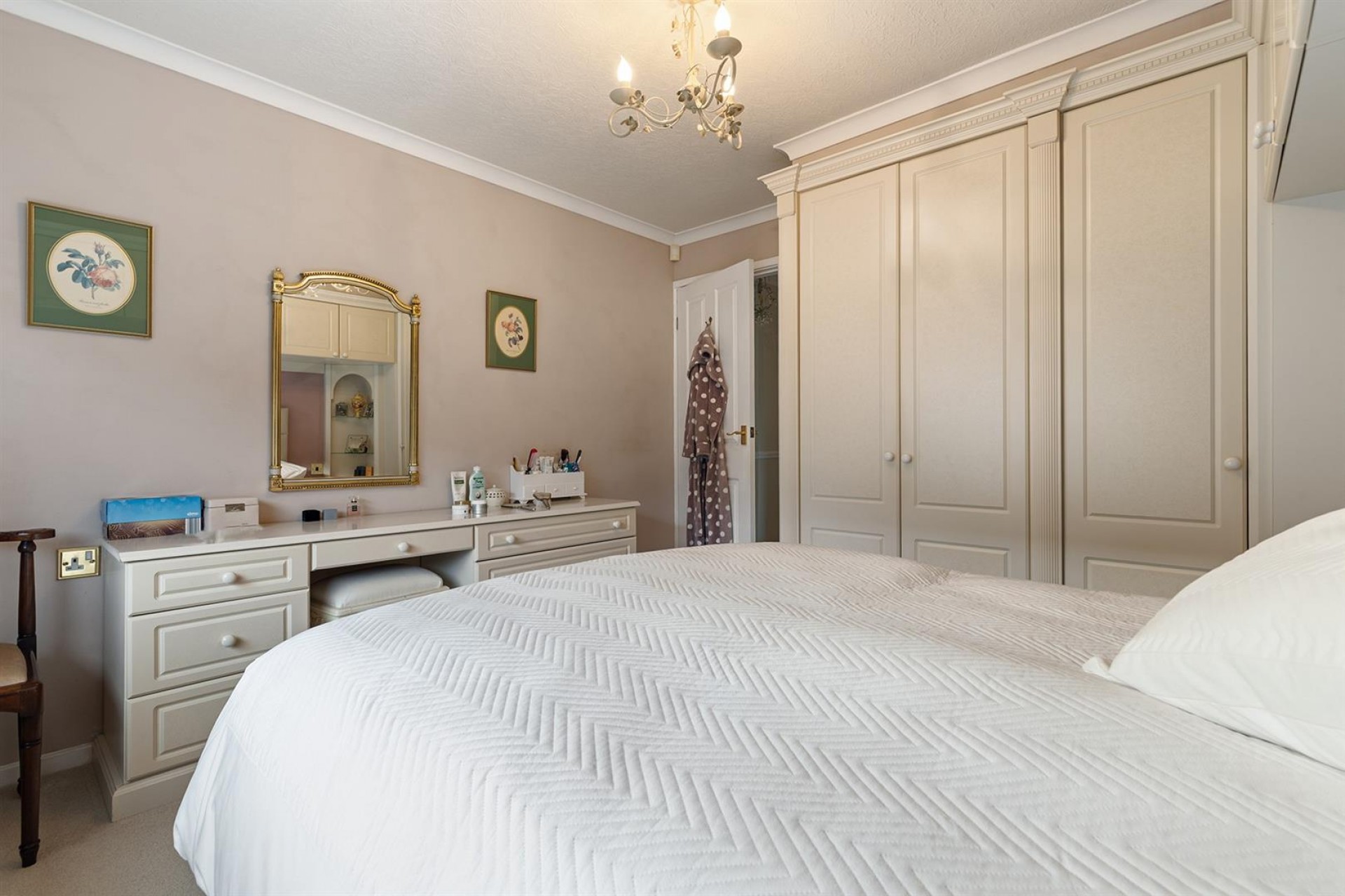 Images for Poplar Avenue, Thongsbridge, Holmfirth