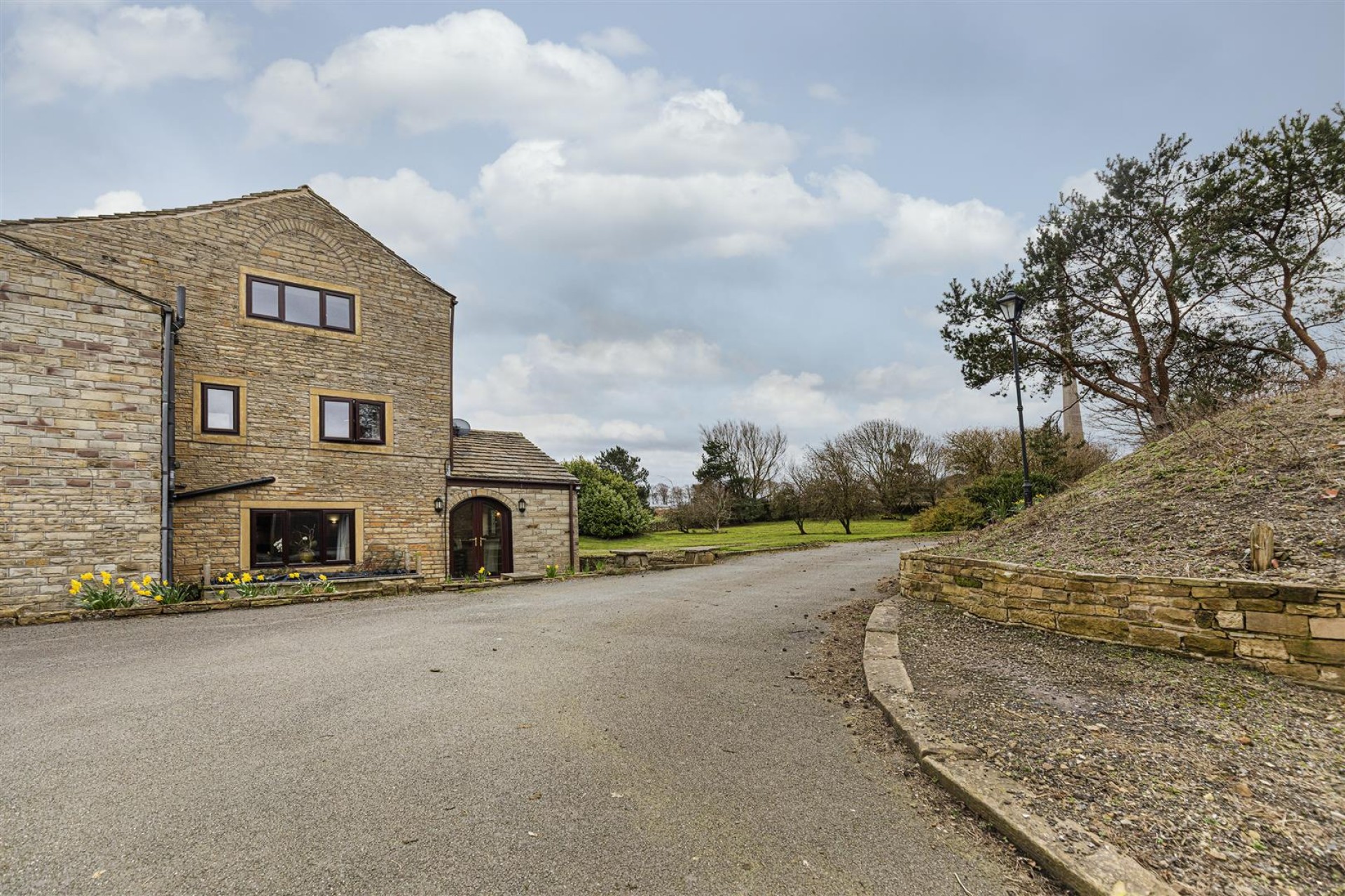 Images for Westfield Lane, Emley, Huddersfield