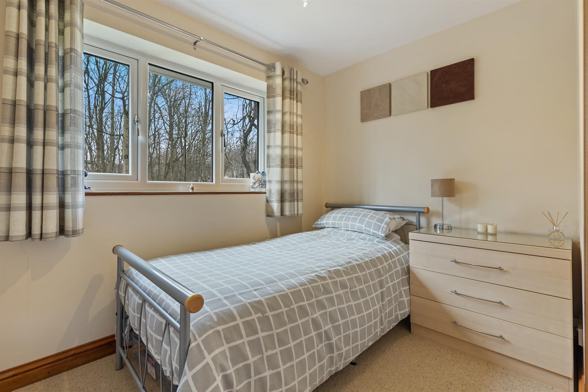 Images for Redwood Drive, Huddersfield