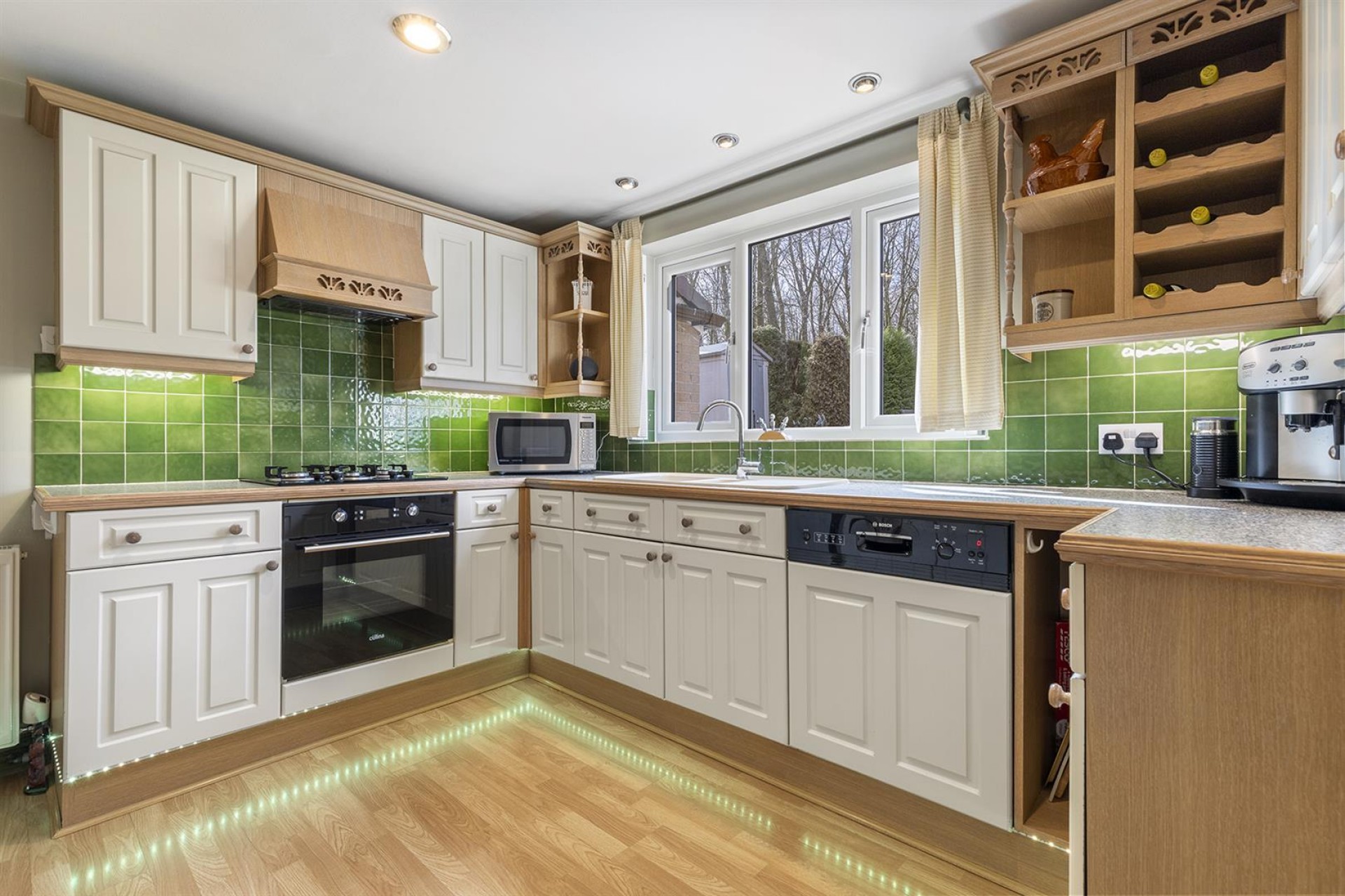 Images for Redwood Drive, Huddersfield