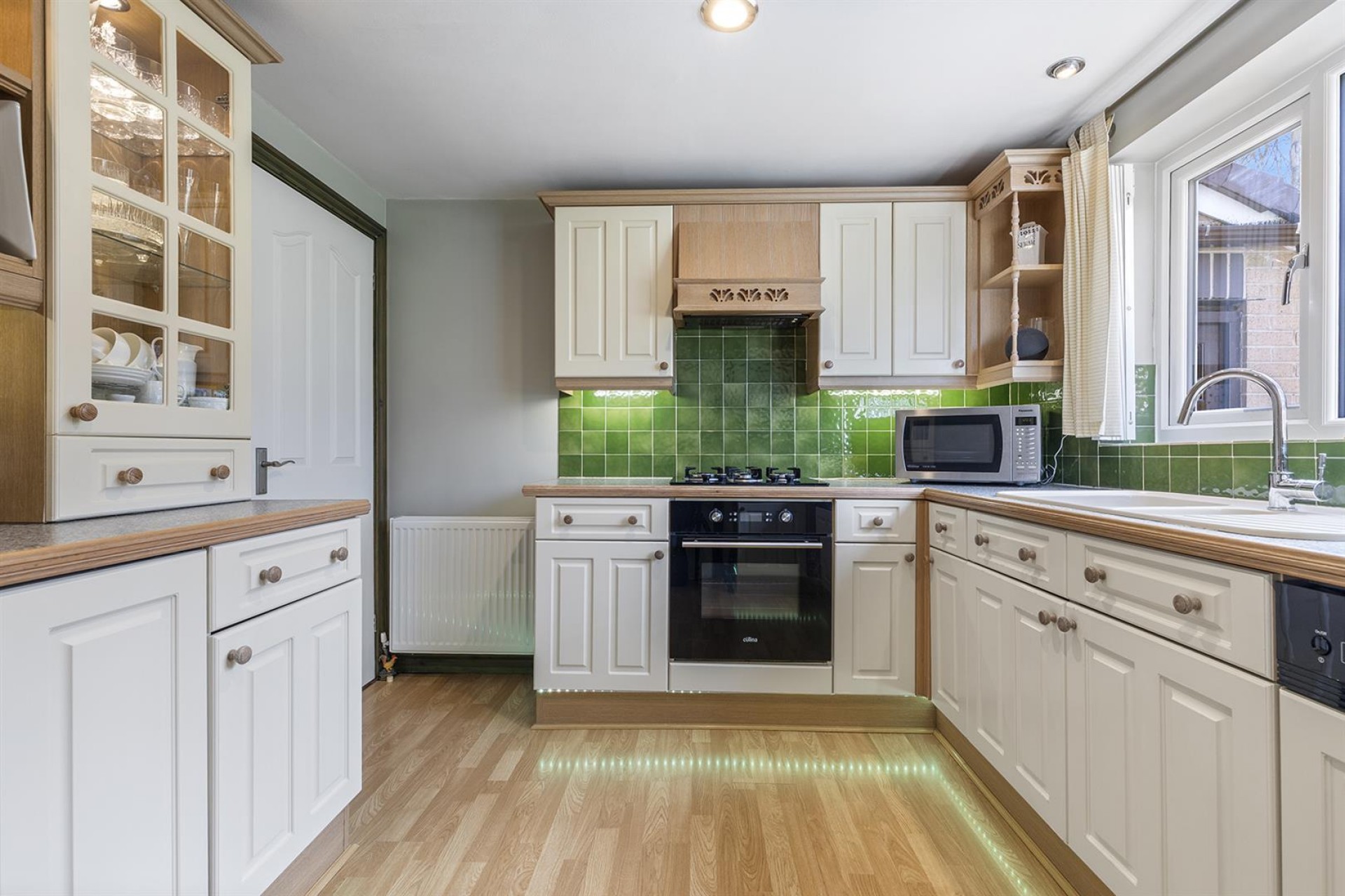 Images for Redwood Drive, Huddersfield