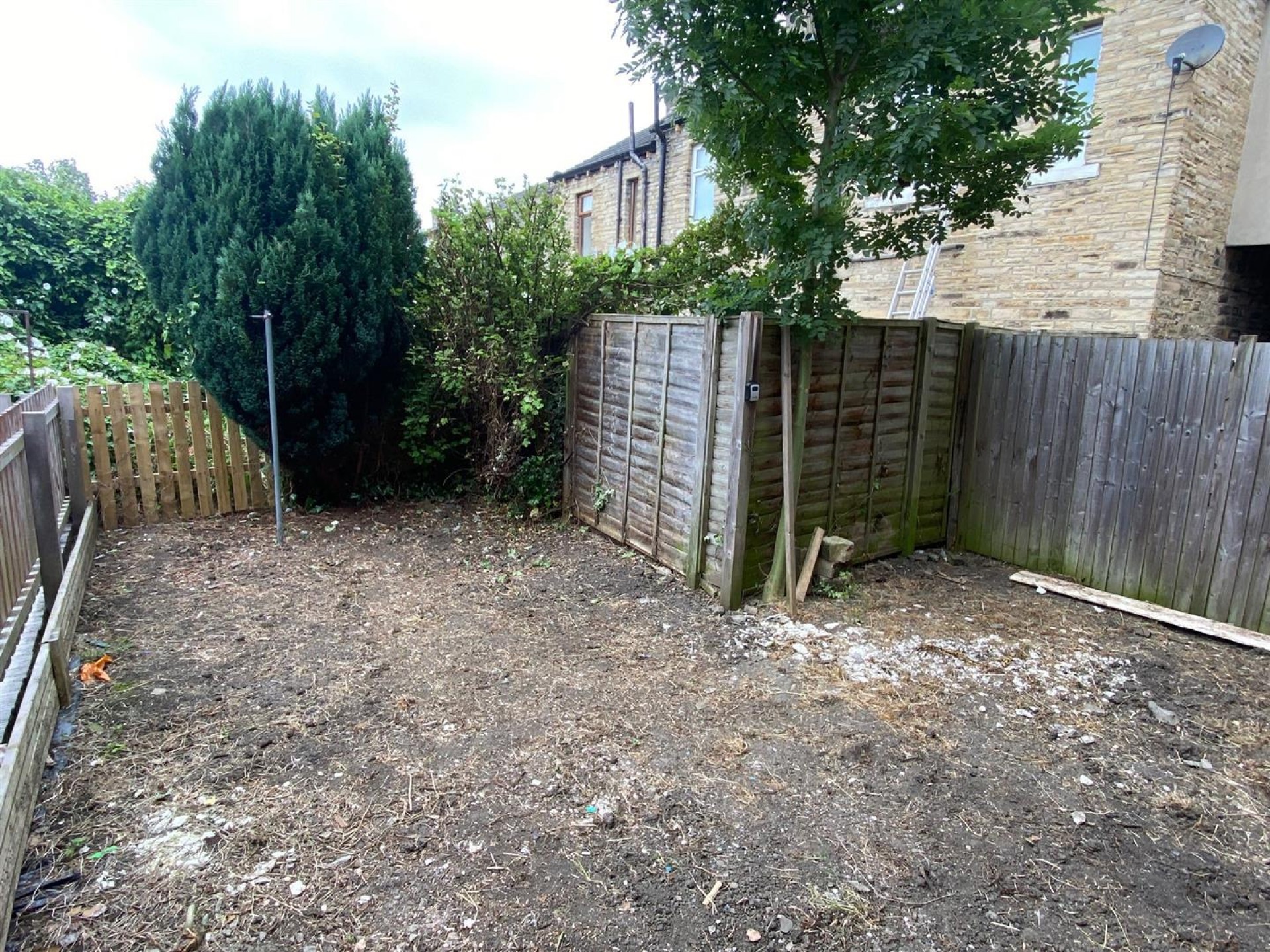 Images for Trevelyan Street, Moldgreen, Huddersfield