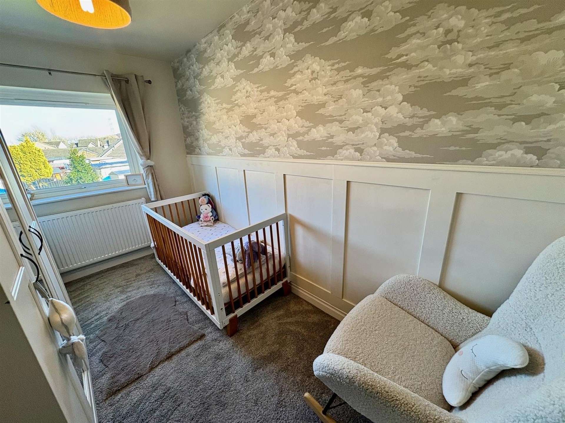 Images for Oliver Meadows, Lower Edge, Elland