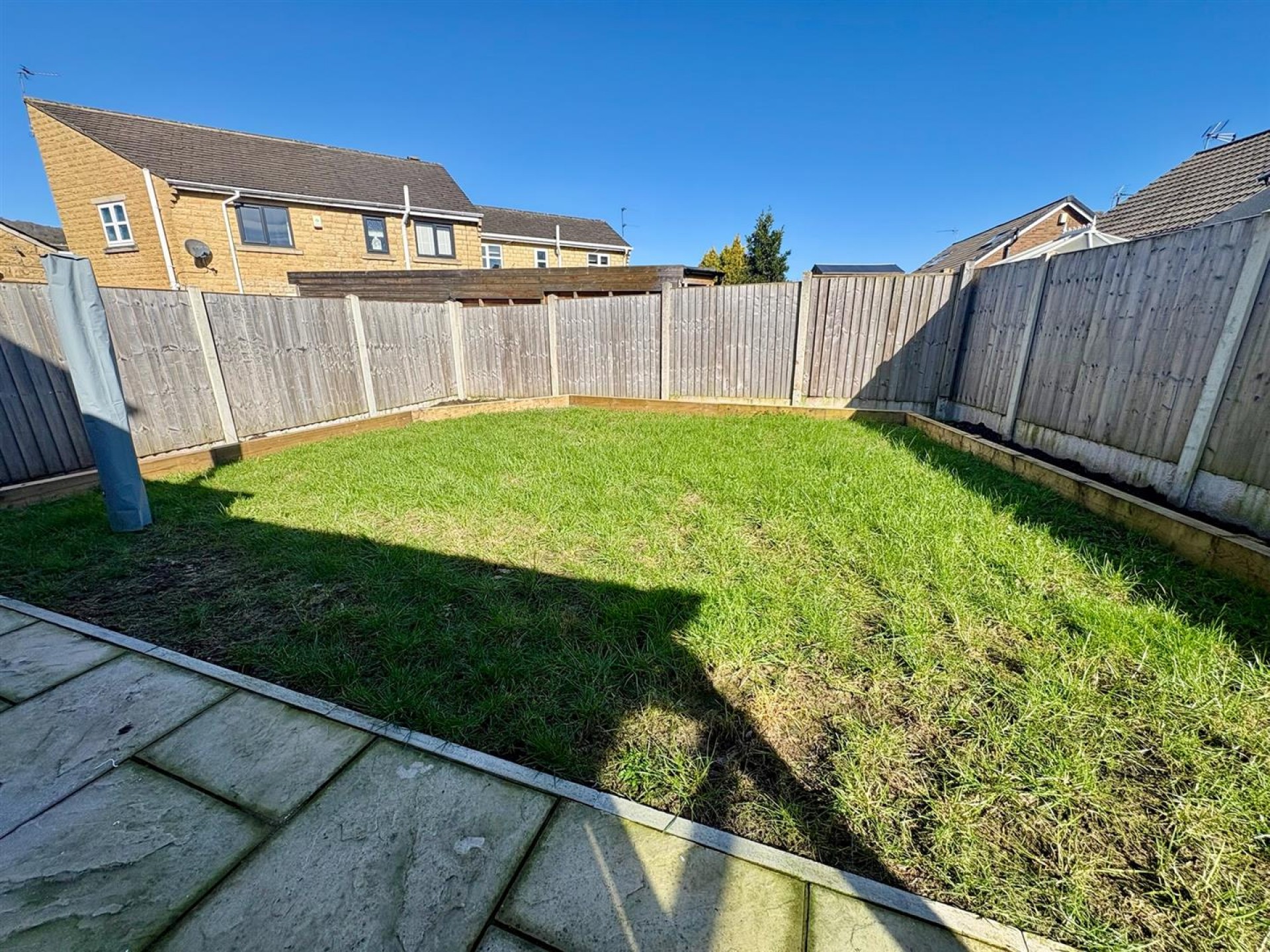 Images for Oliver Meadows, Lower Edge, Elland
