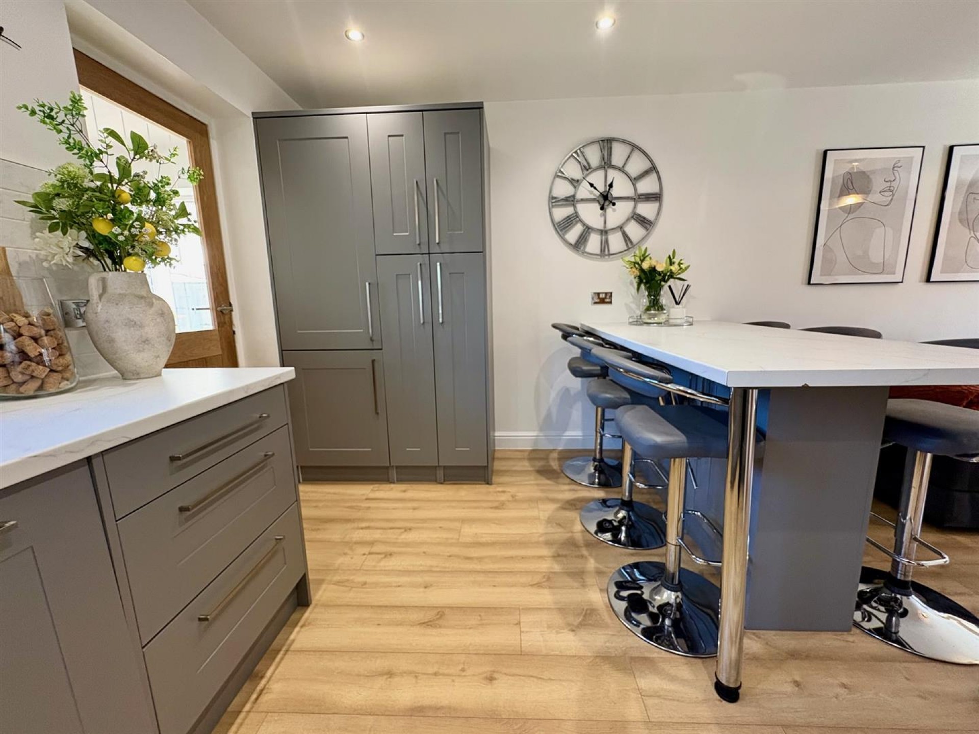 Images for Oliver Meadows, Lower Edge, Elland