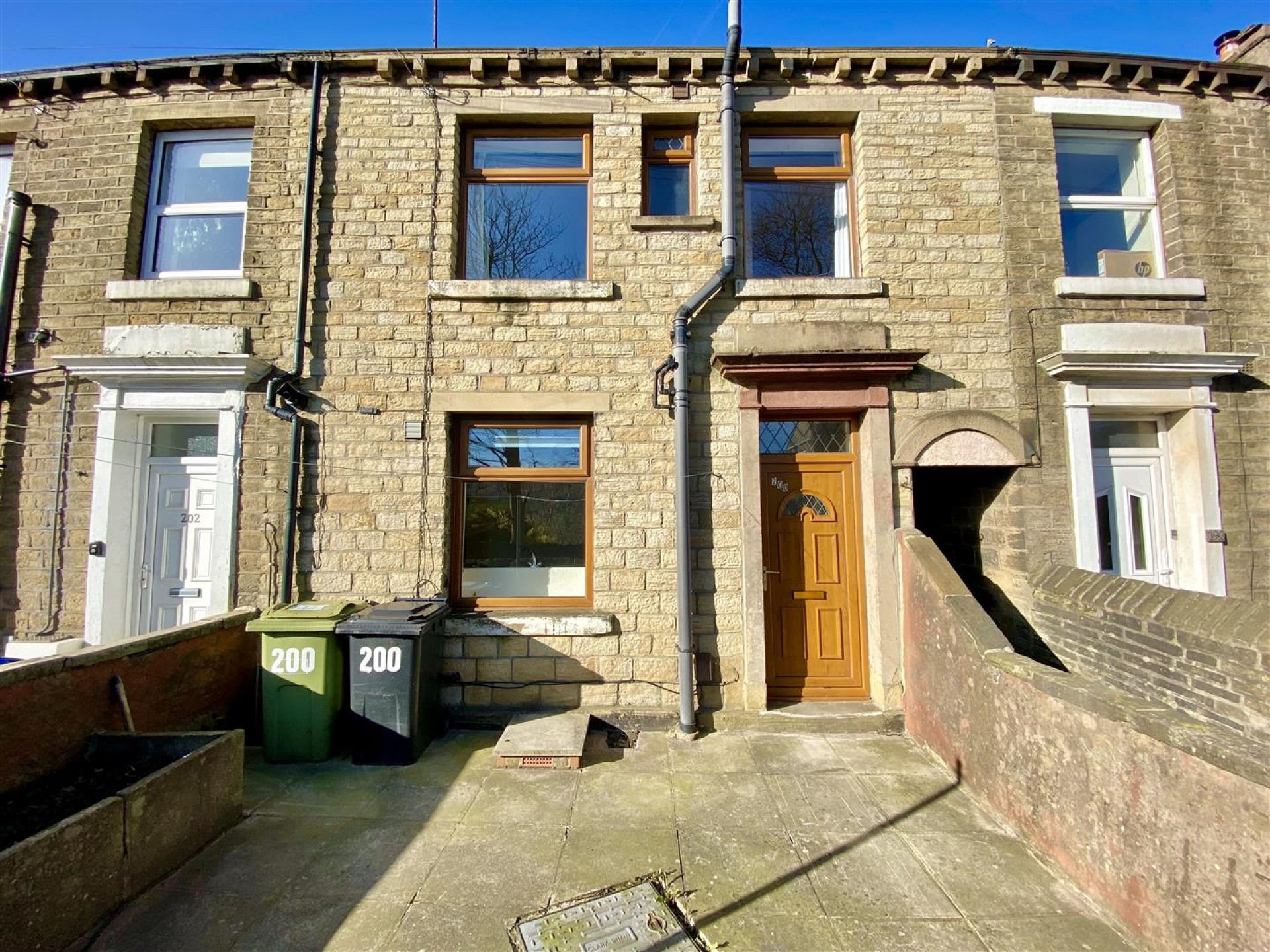 Images for Lowergate, Huddersfield