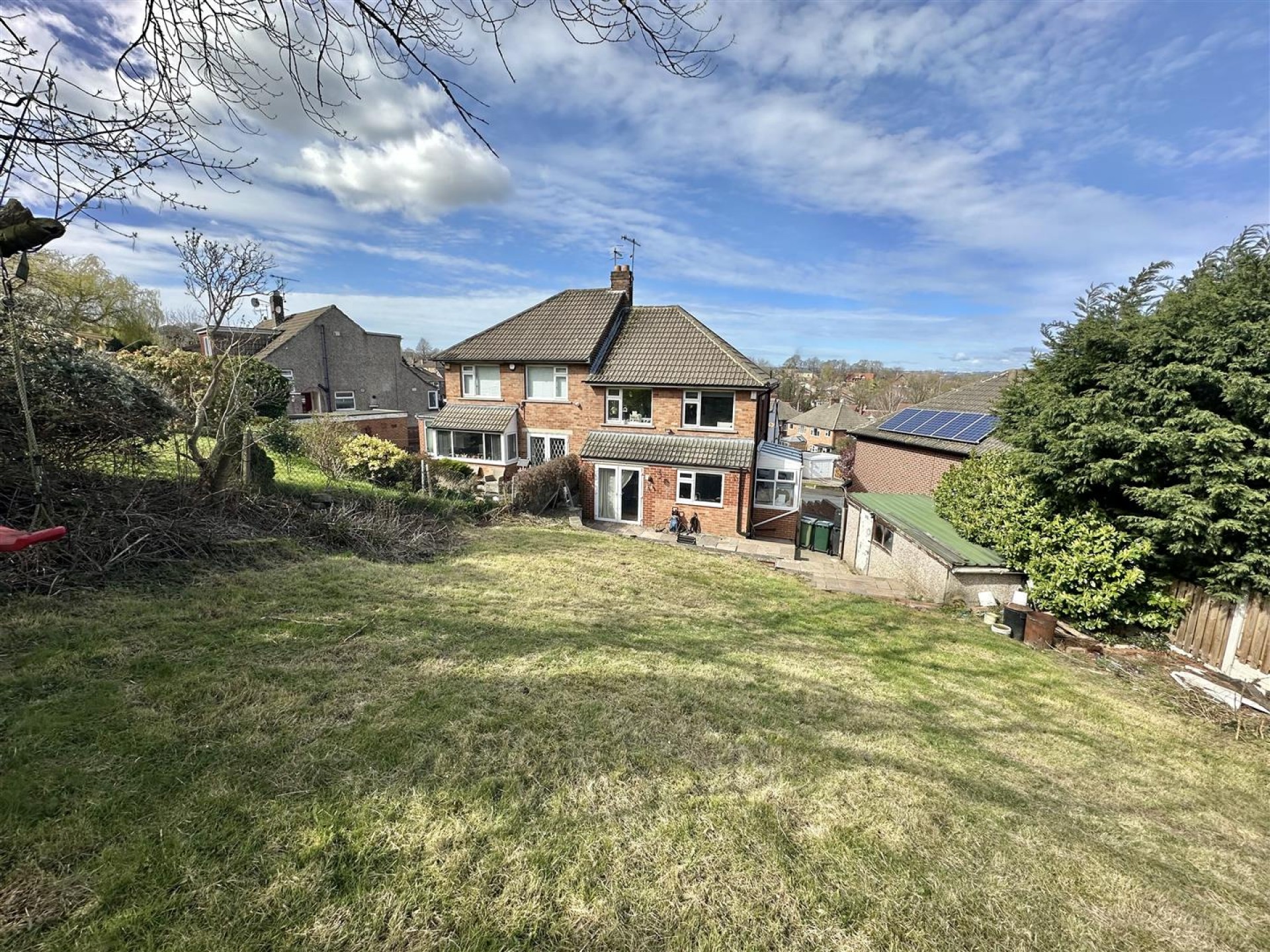 Images for Cornmill Crescent, Liversedge