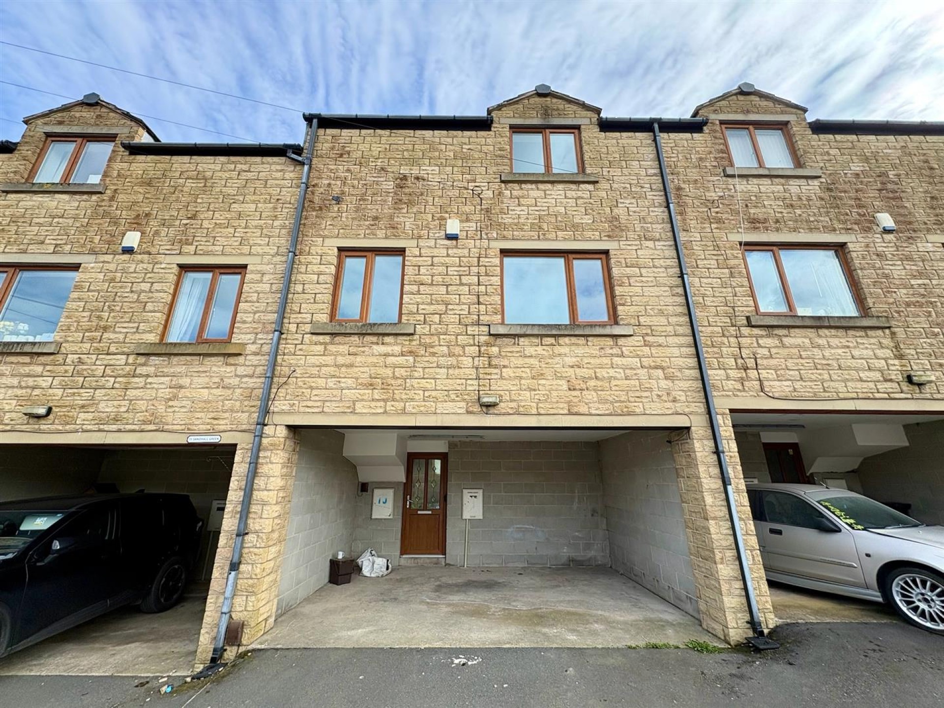 Images for Sandhall Green, Halifax