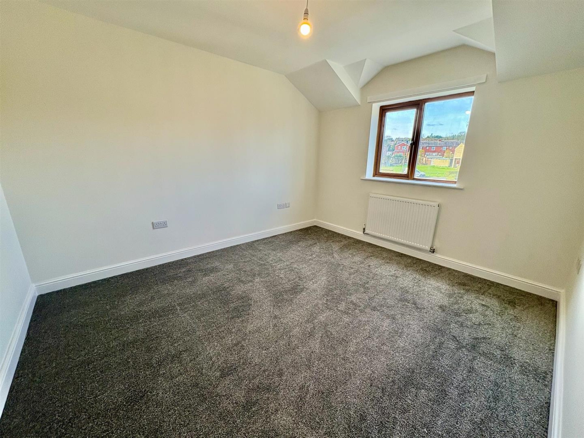 Images for Sandhall Green, Halifax