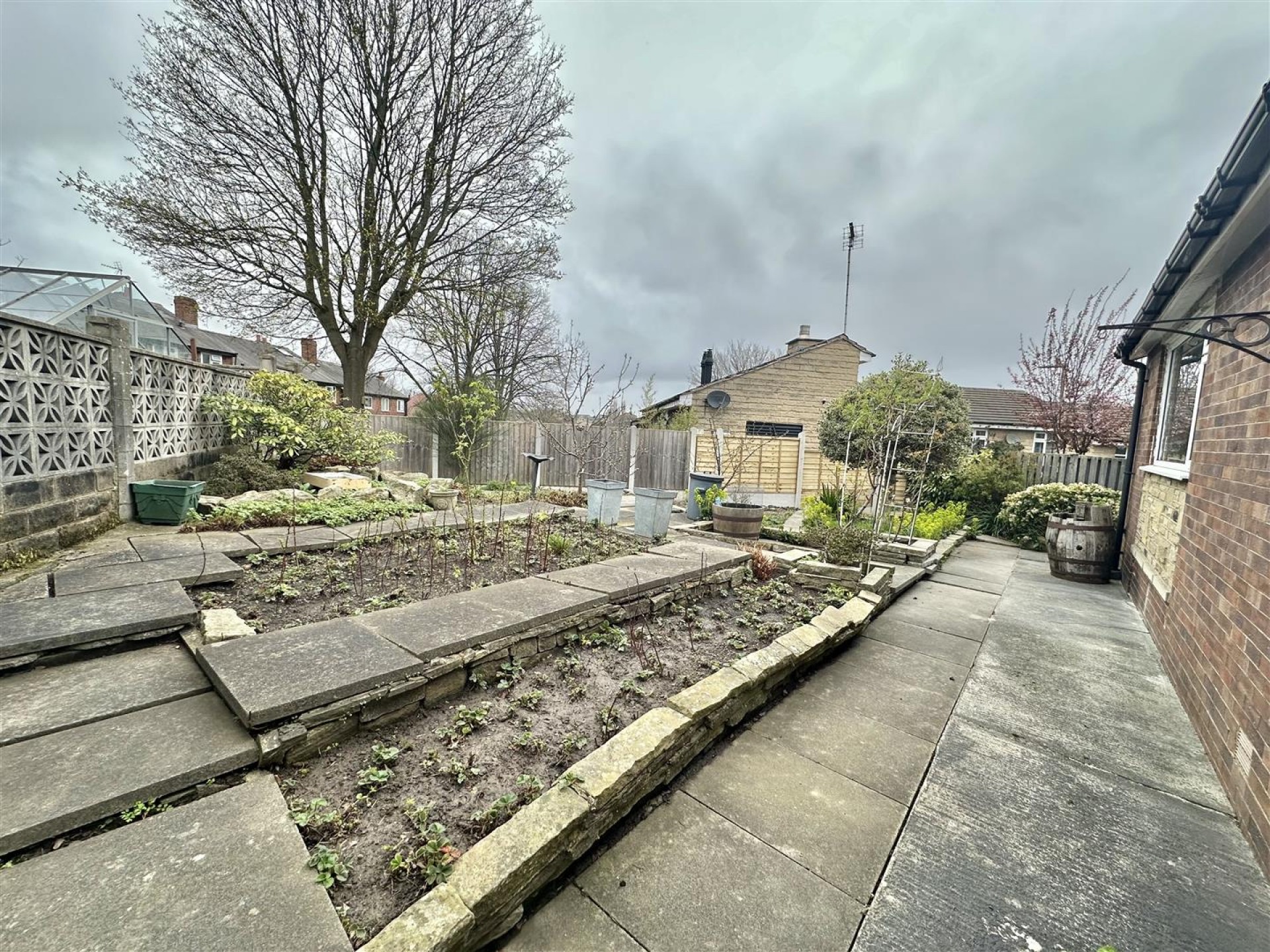 Images for Huddersfield Road, Liversedge