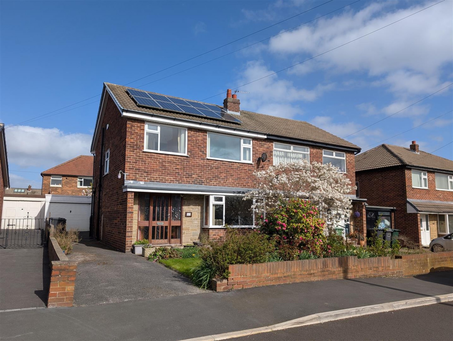 Images for Sunny Bank Avenue, Mirfield