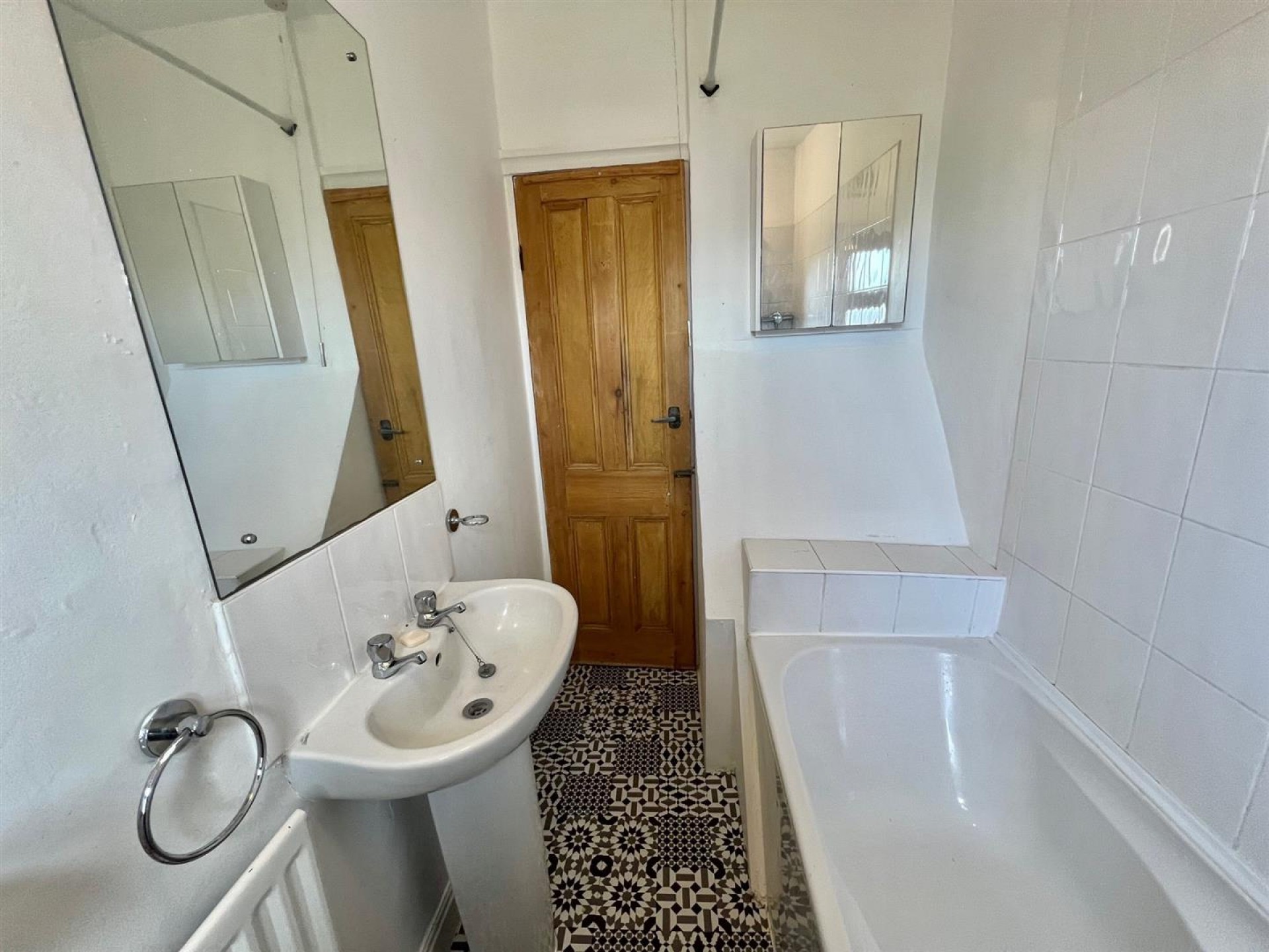 Images for Arnold Avenue, Huddersfield