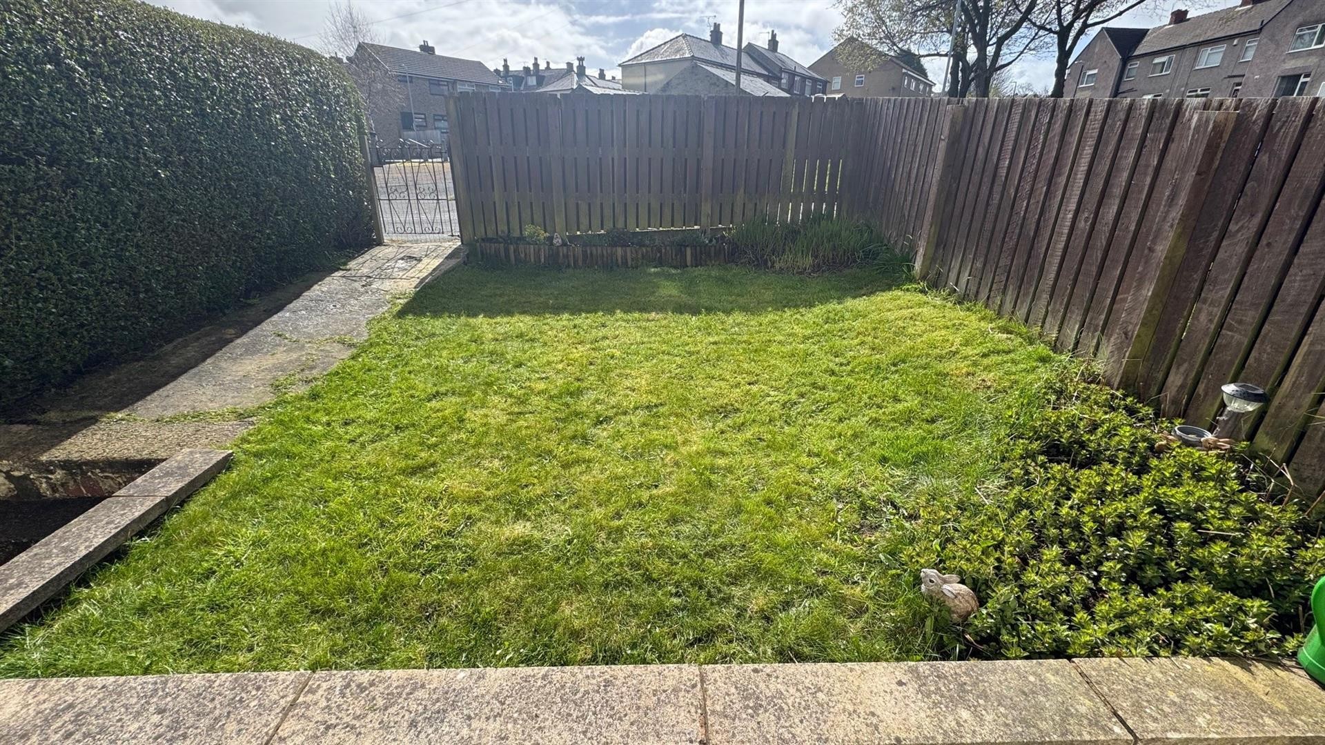 Images for Ovenden Close, Halifax