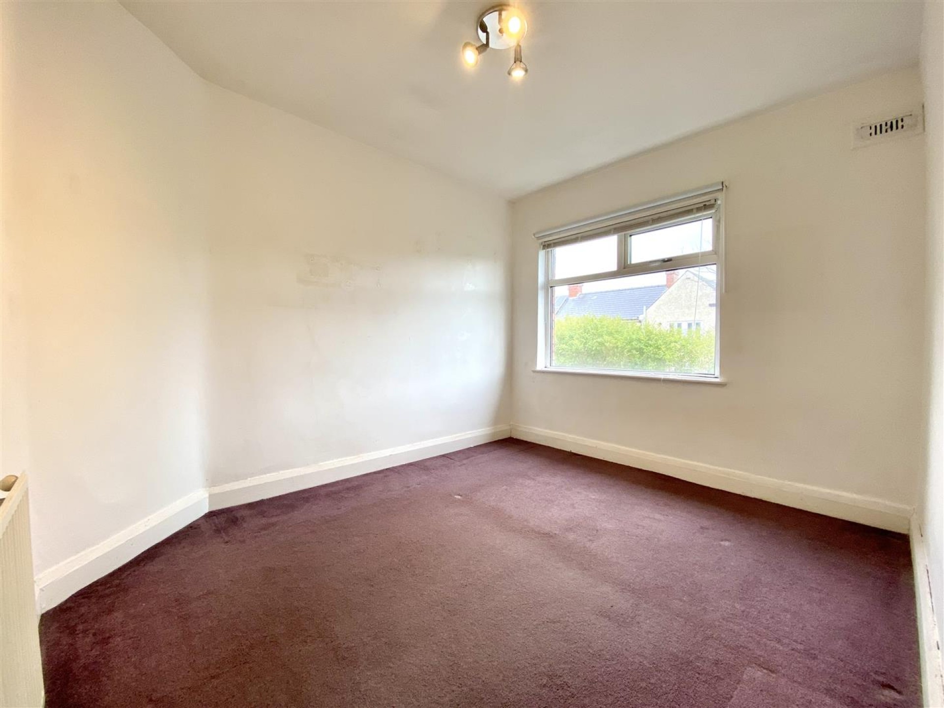 Images for Ovenden Close, Halifax