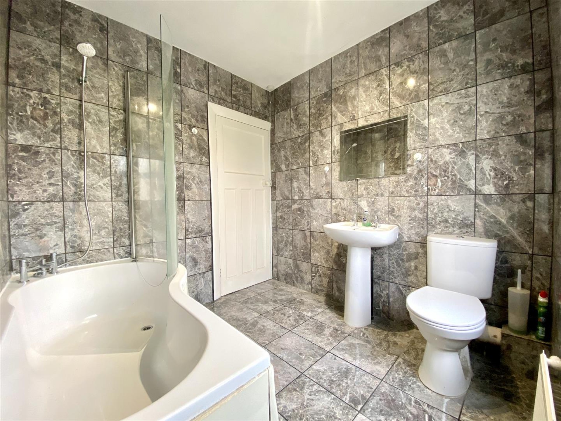 Images for Ovenden Close, Halifax