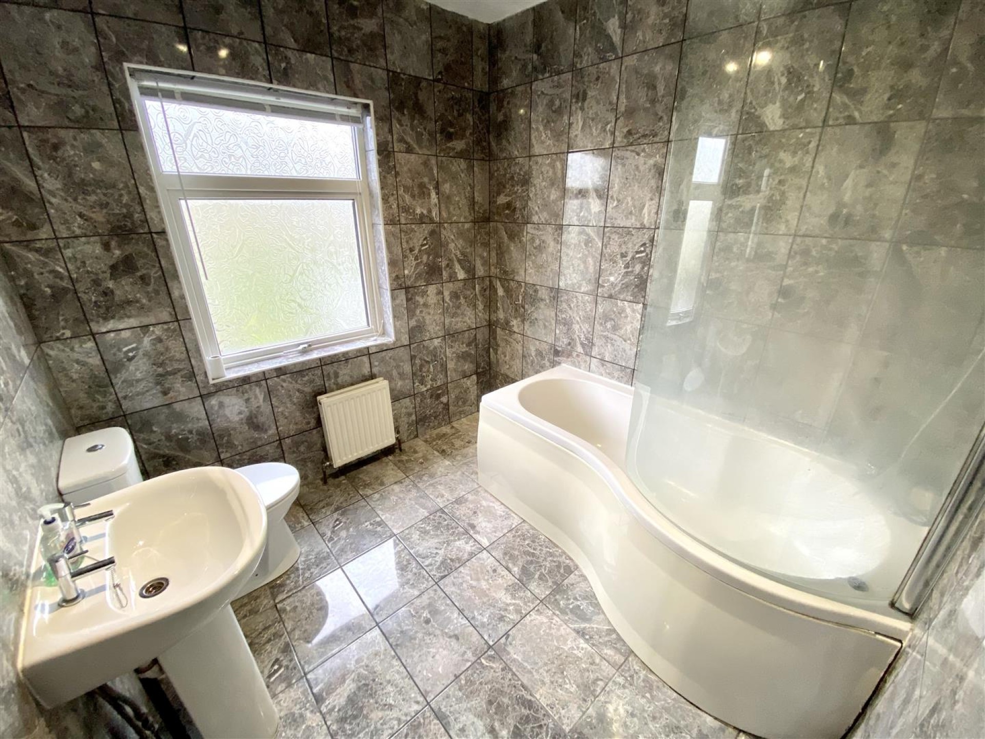 Images for Ovenden Close, Halifax