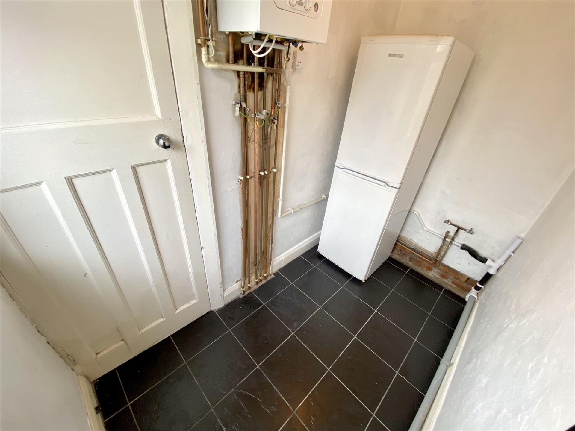 Images for Ovenden Close, Halifax