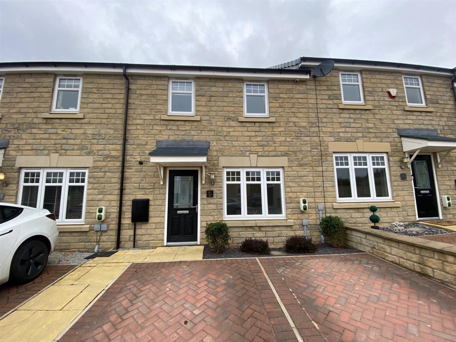 Images for Forest Court, Huddersfield