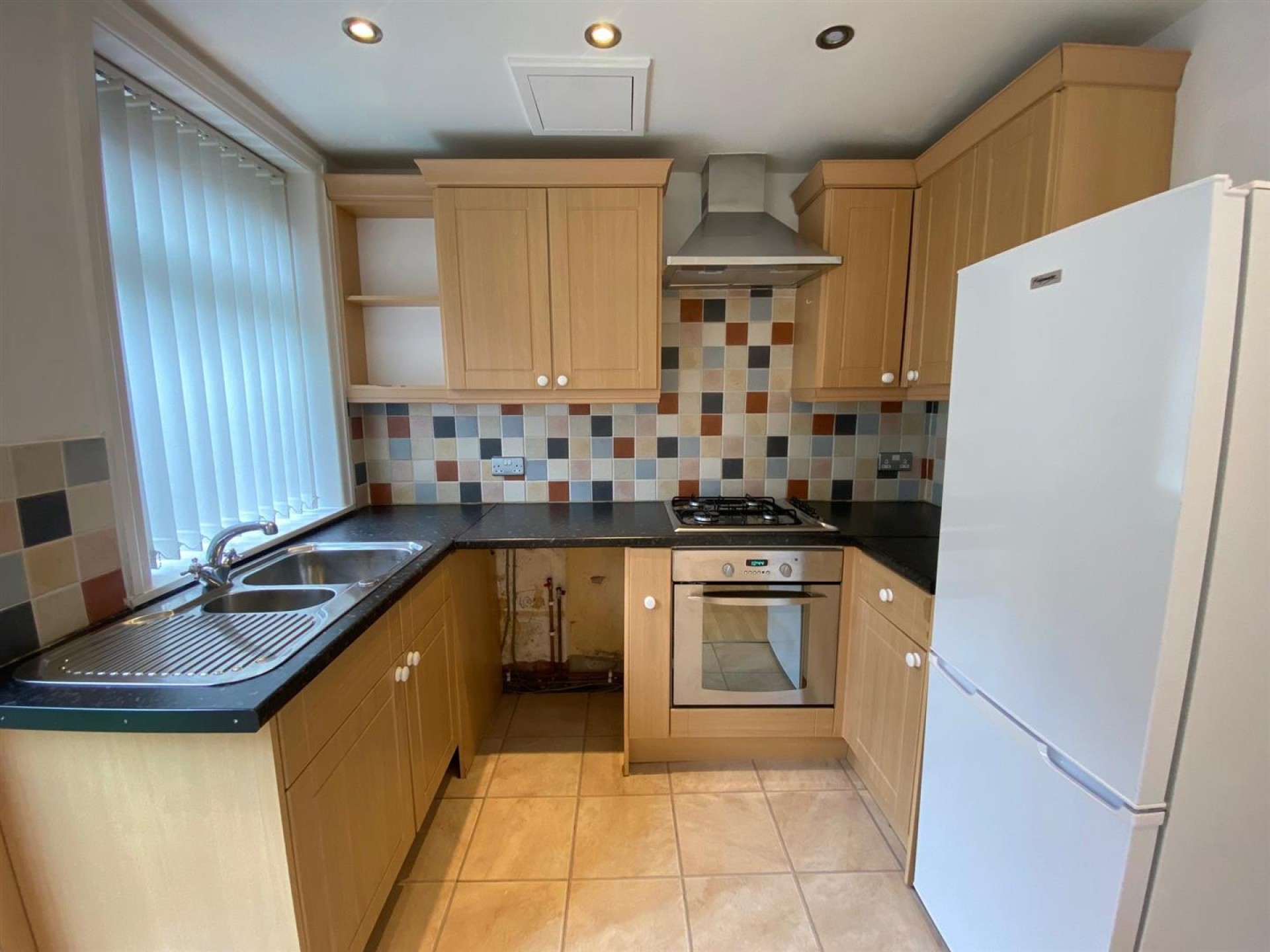 Images for Overdale, Triangle, Halifax