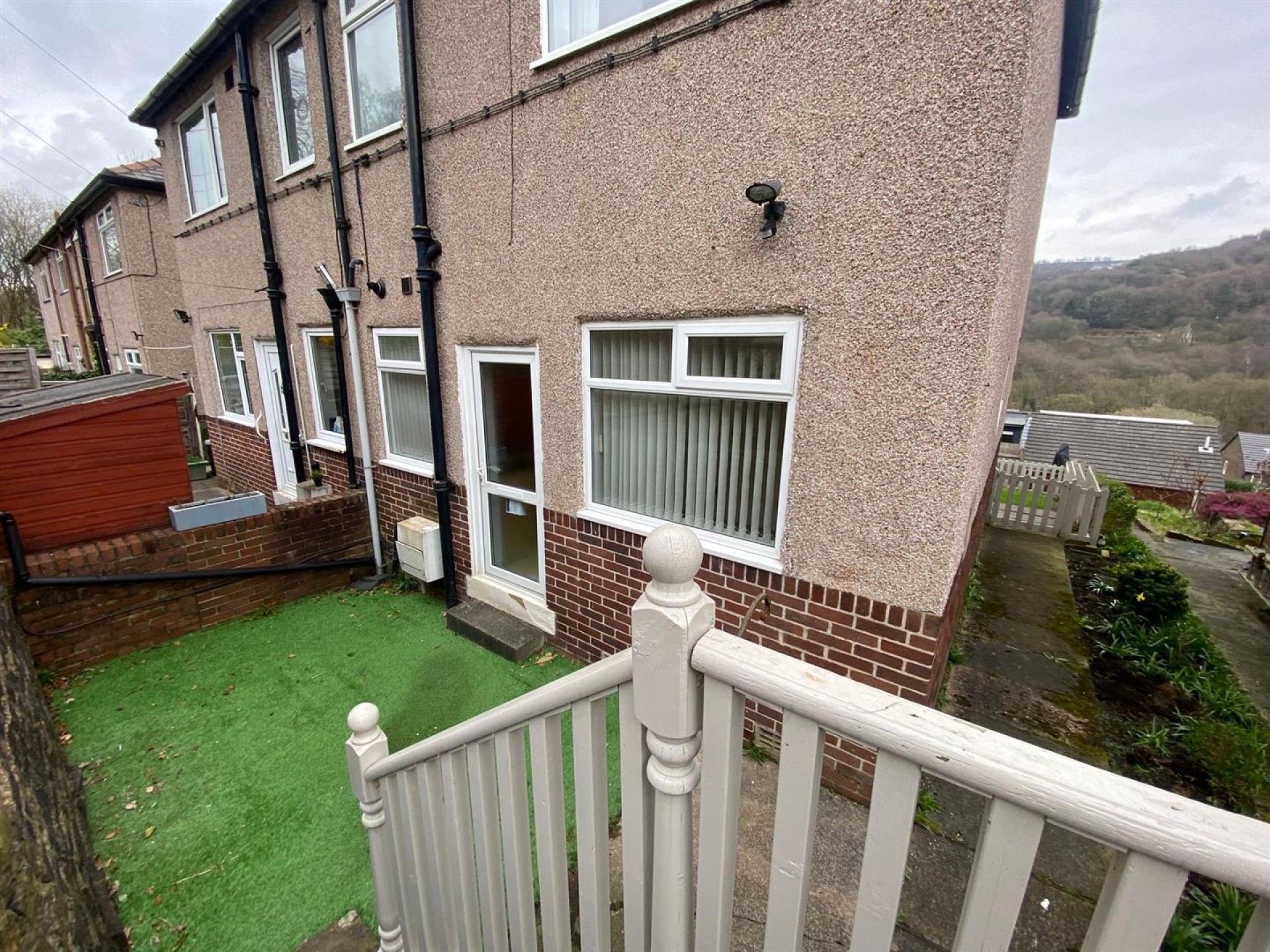 Images for Overdale, Triangle, Halifax