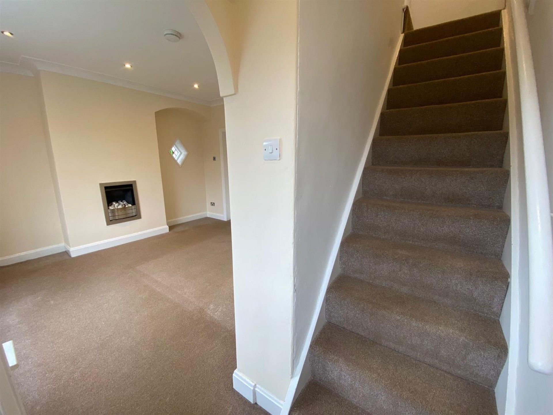 Images for Overdale, Triangle, Halifax