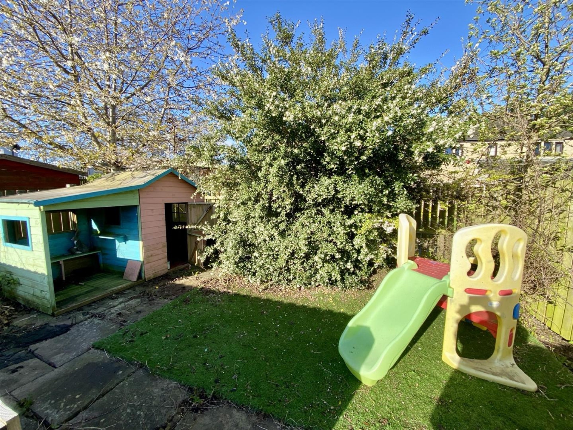 Images for Churchfield Terrace, Liversedge