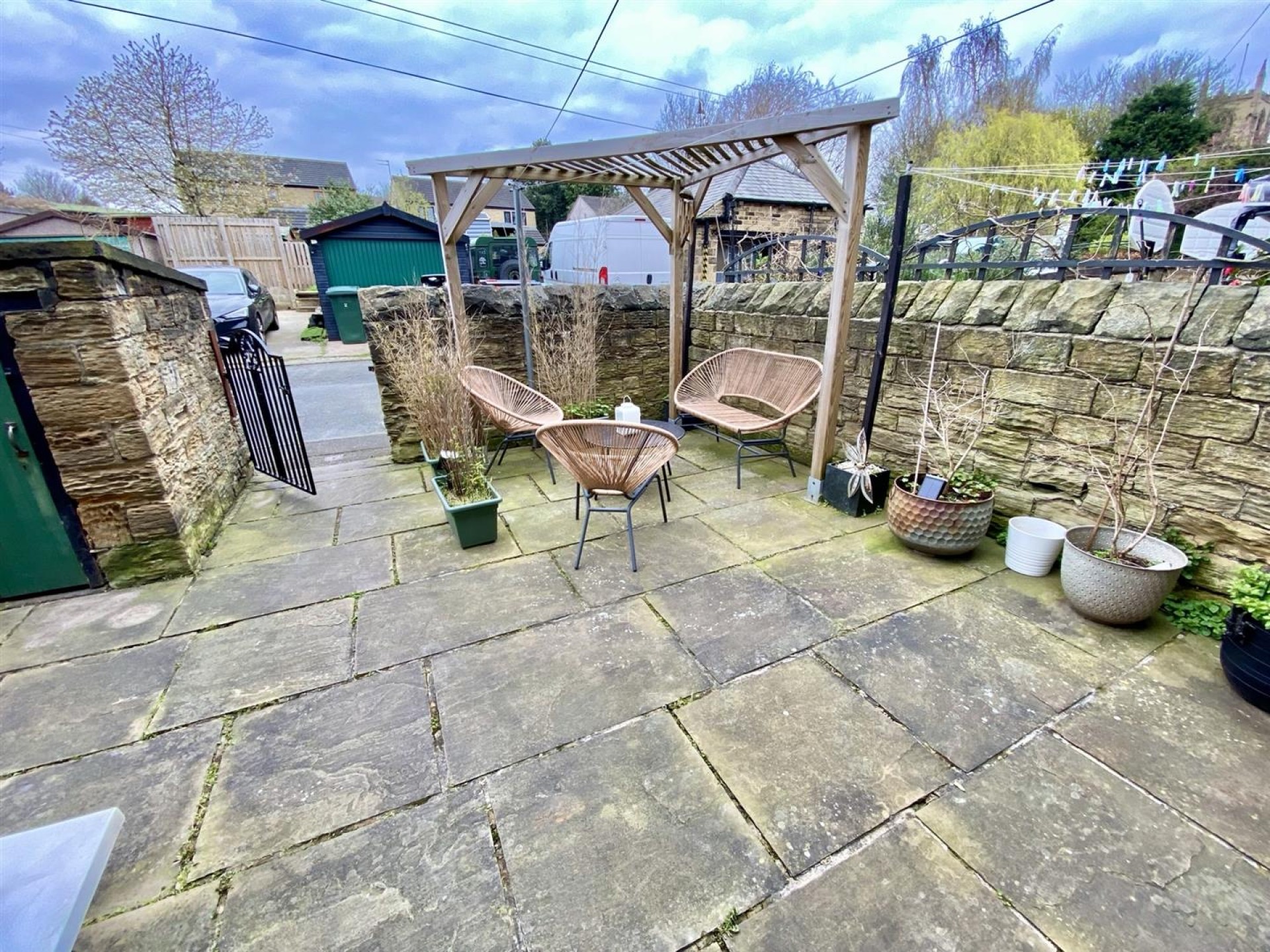 Images for Churchfield Terrace, Liversedge