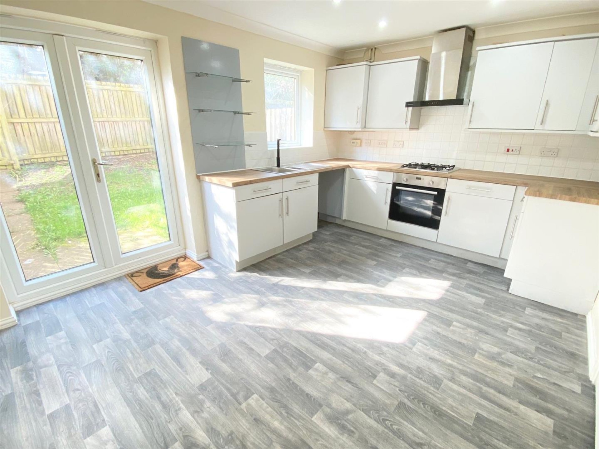 Images for Greenlea Court, Huddersfield