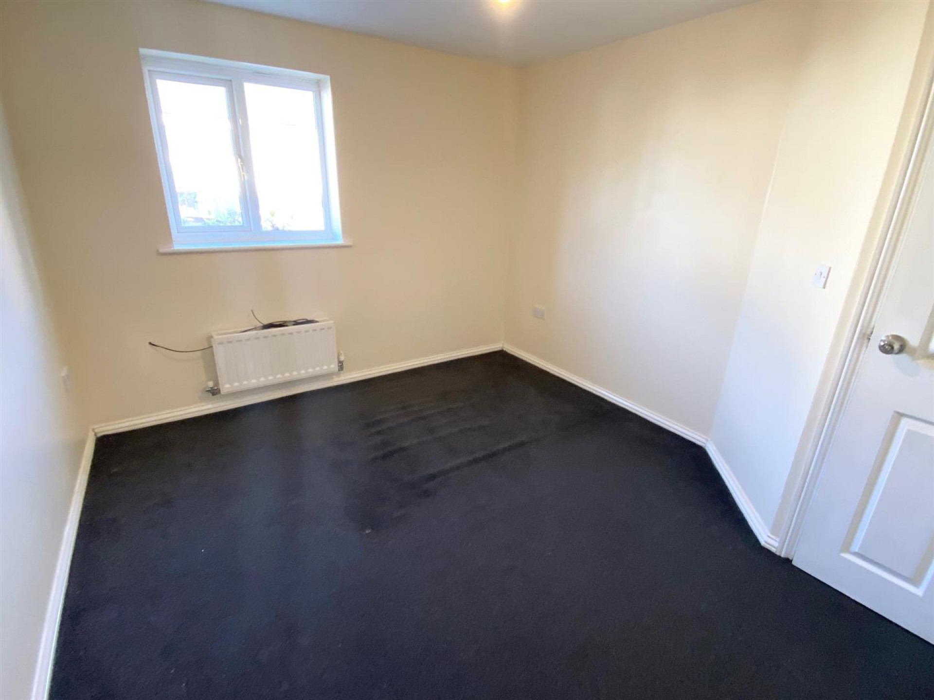 Images for Greenlea Court, Huddersfield