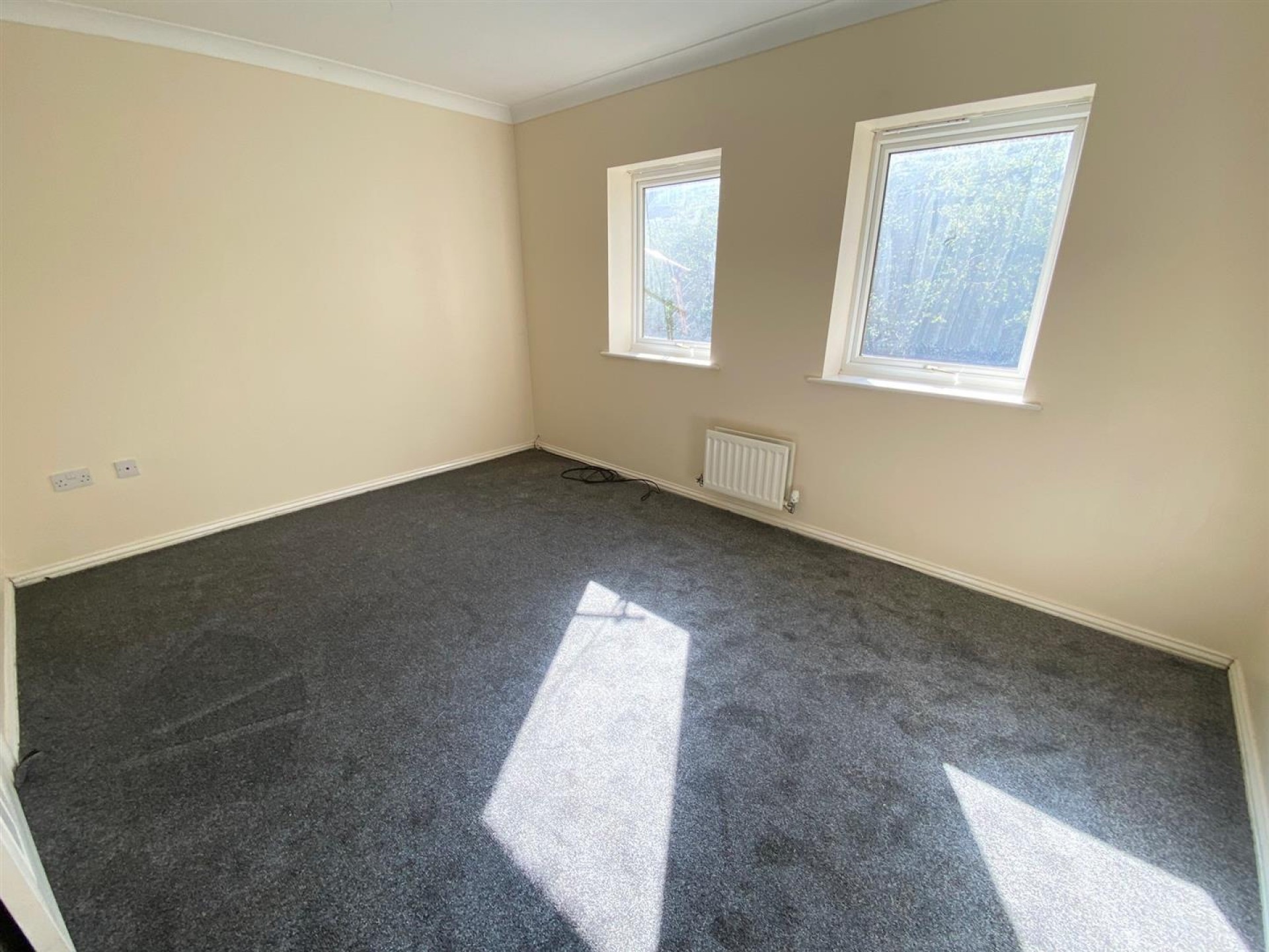 Images for Greenlea Court, Huddersfield