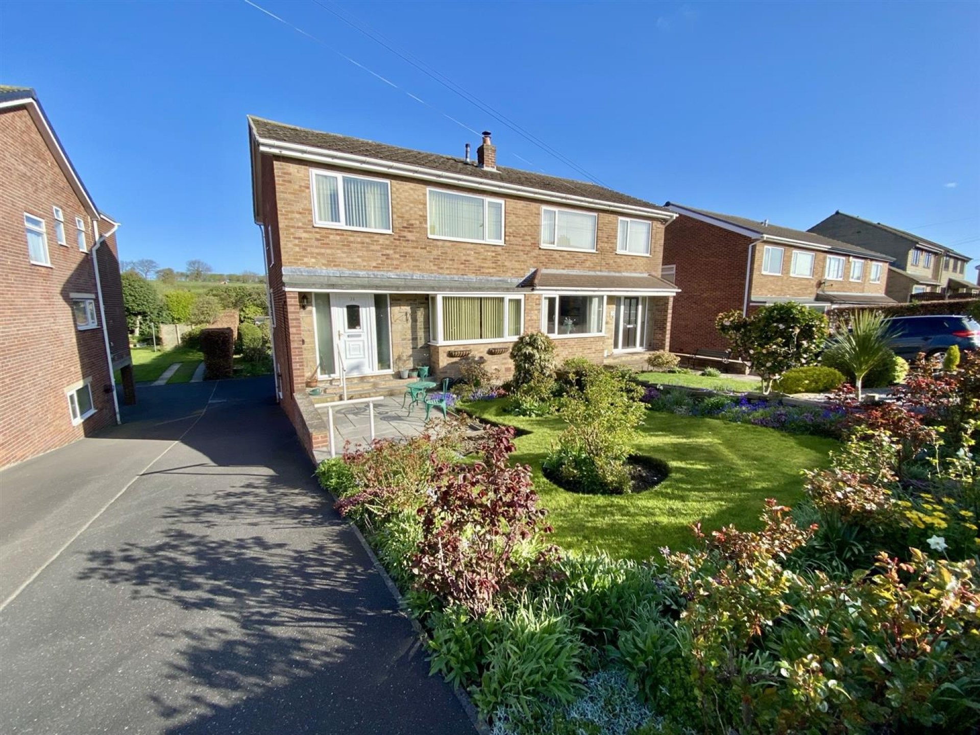 Images for Quarryfields, Mirfield
