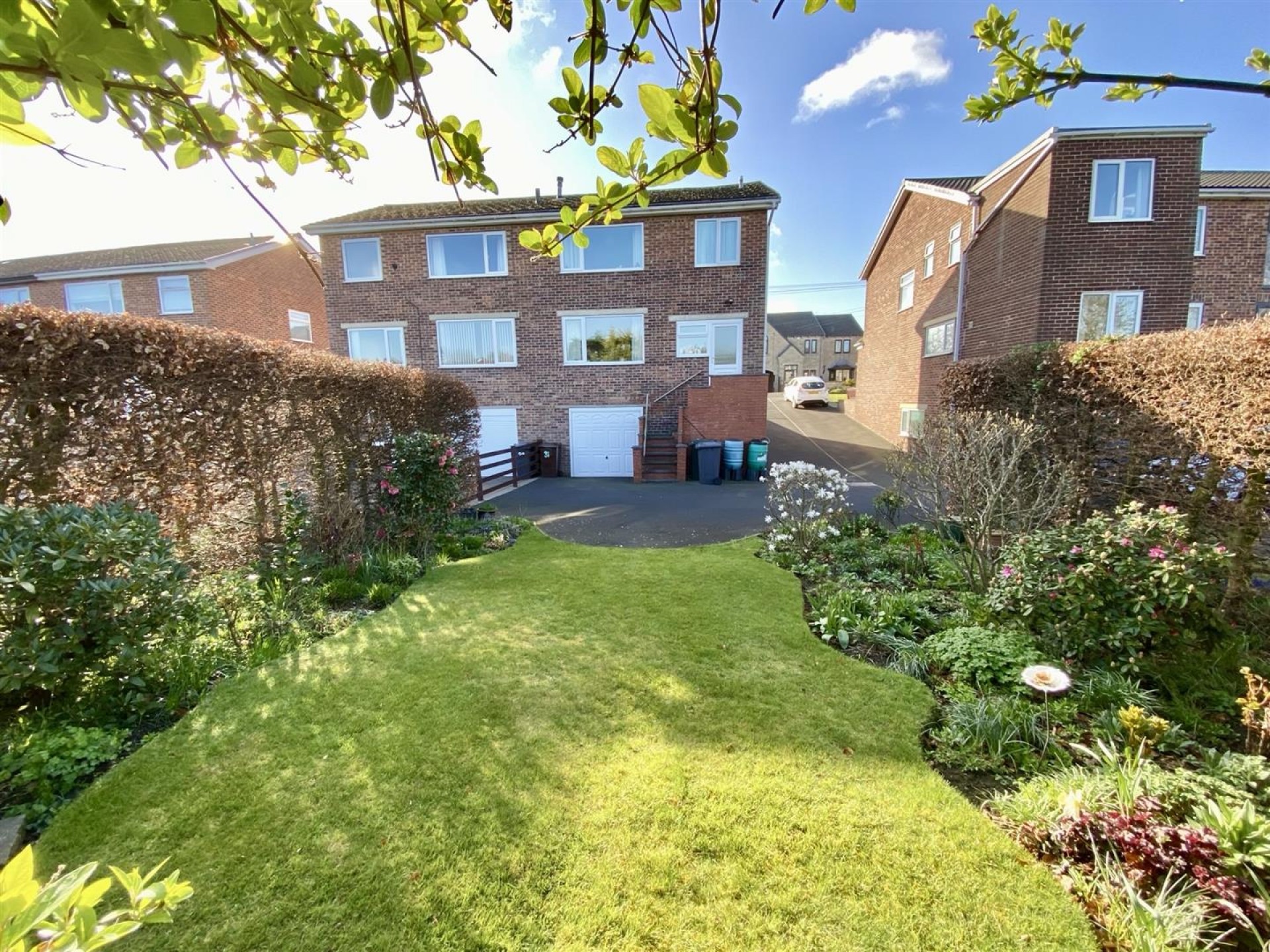 Images for Quarryfields, Mirfield