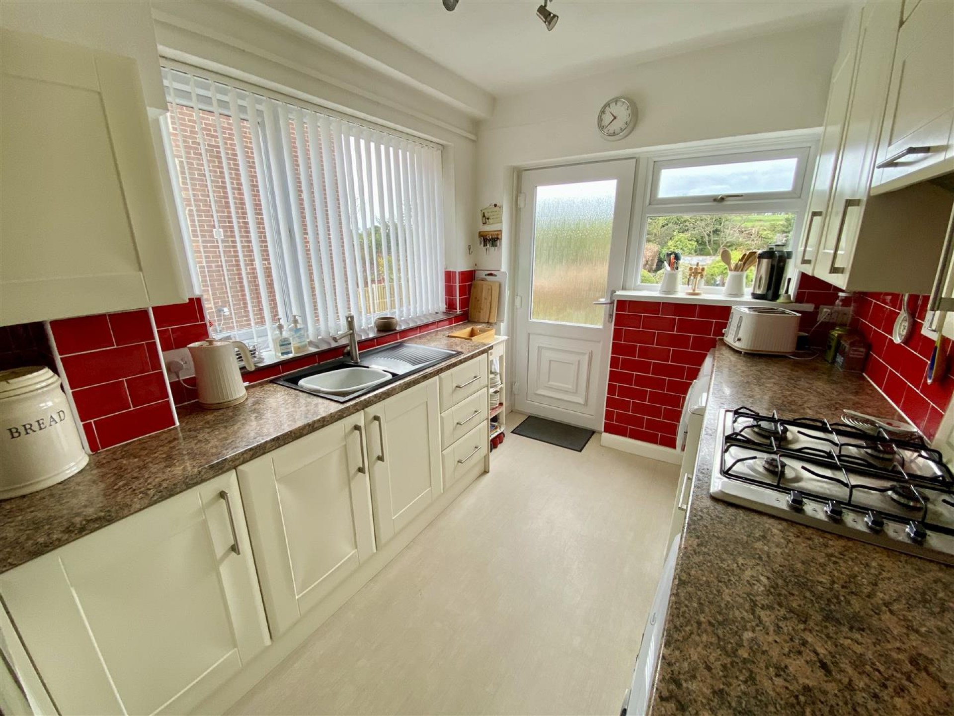 Images for Quarryfields, Mirfield