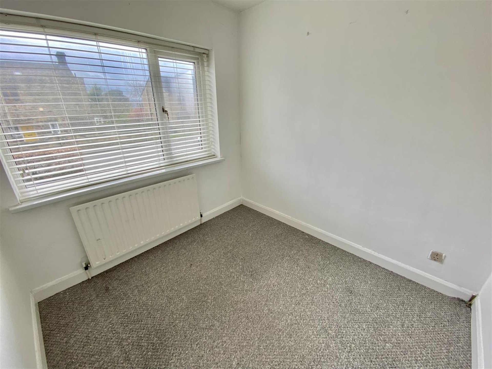 Images for Quarryfields, Mirfield