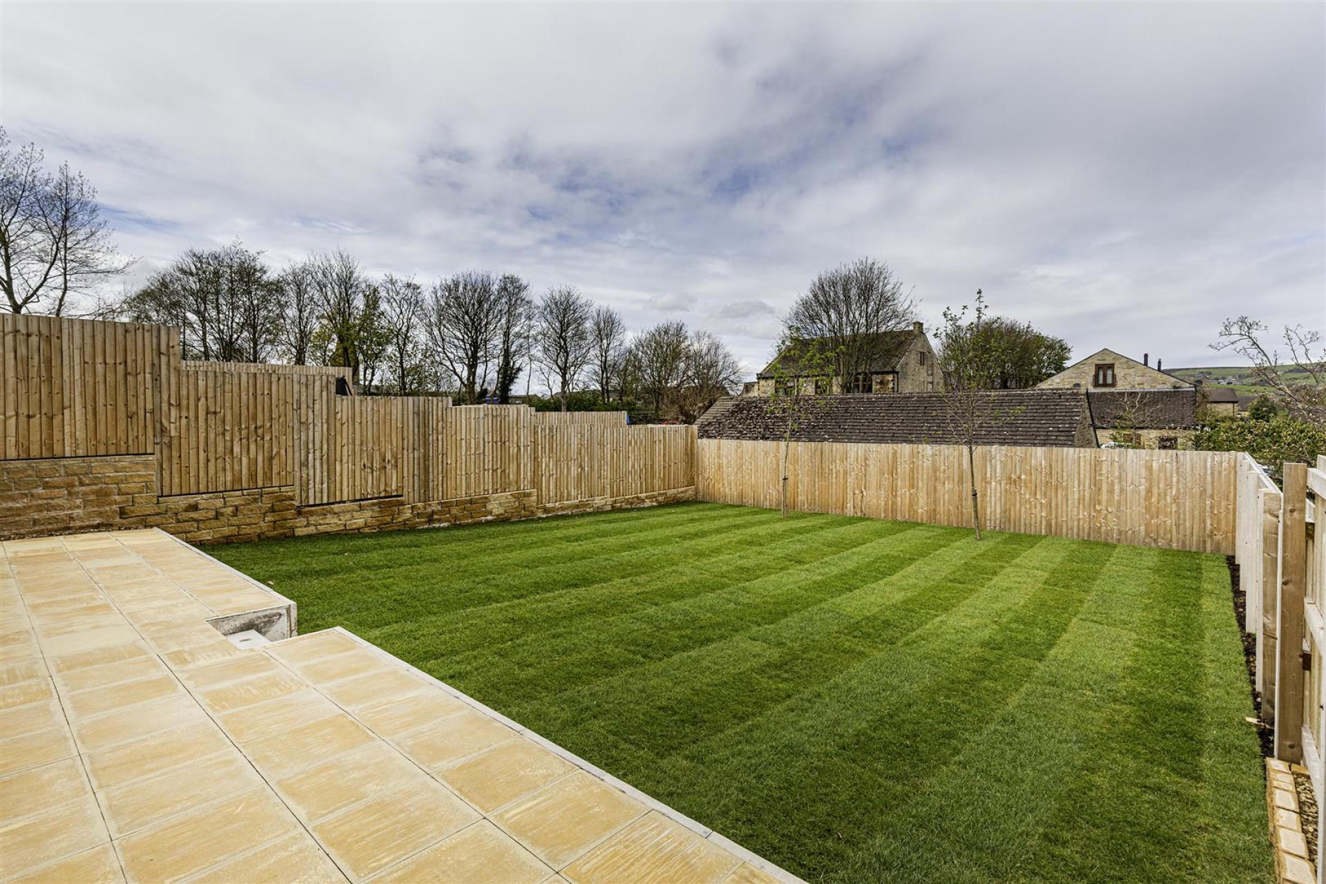 Images for Acorn Rise, Linthwaite, Huddersfield