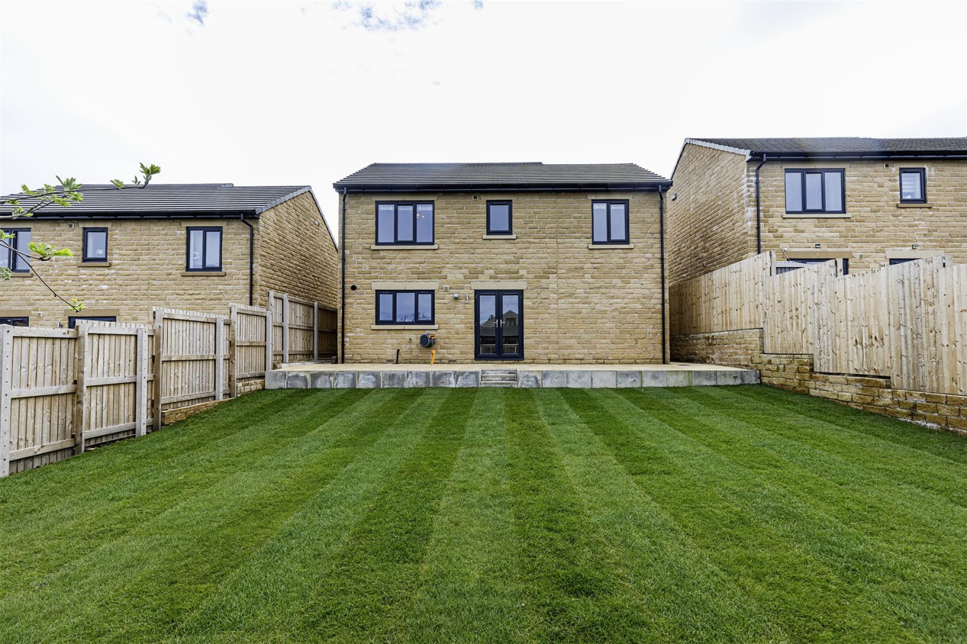Images for Acorn Rise, Linthwaite, Huddersfield