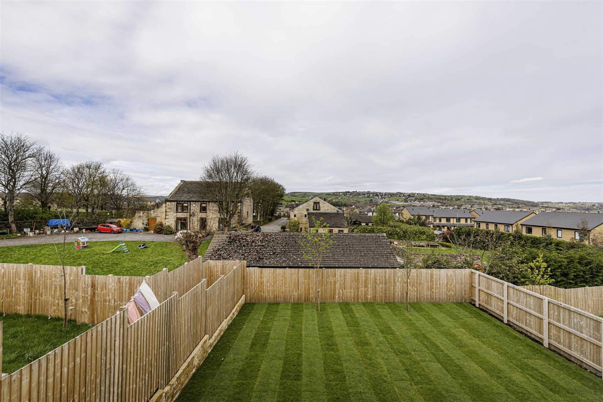 Images for Acorn Rise, Linthwaite, Huddersfield
