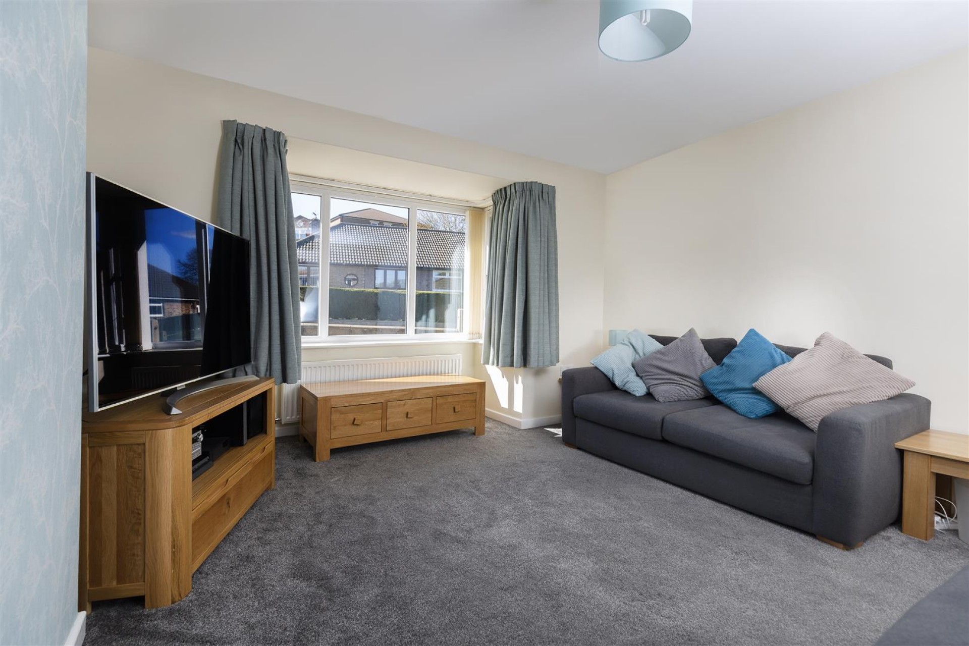 Images for Close Lea, Rastrick, Brighouse