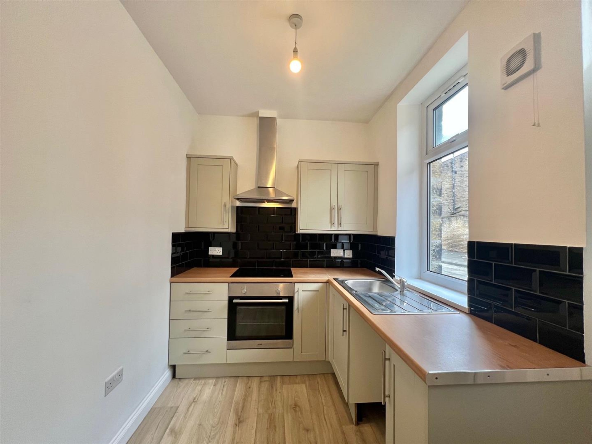 Images for Broomfield Road, Marsh, Huddersfield