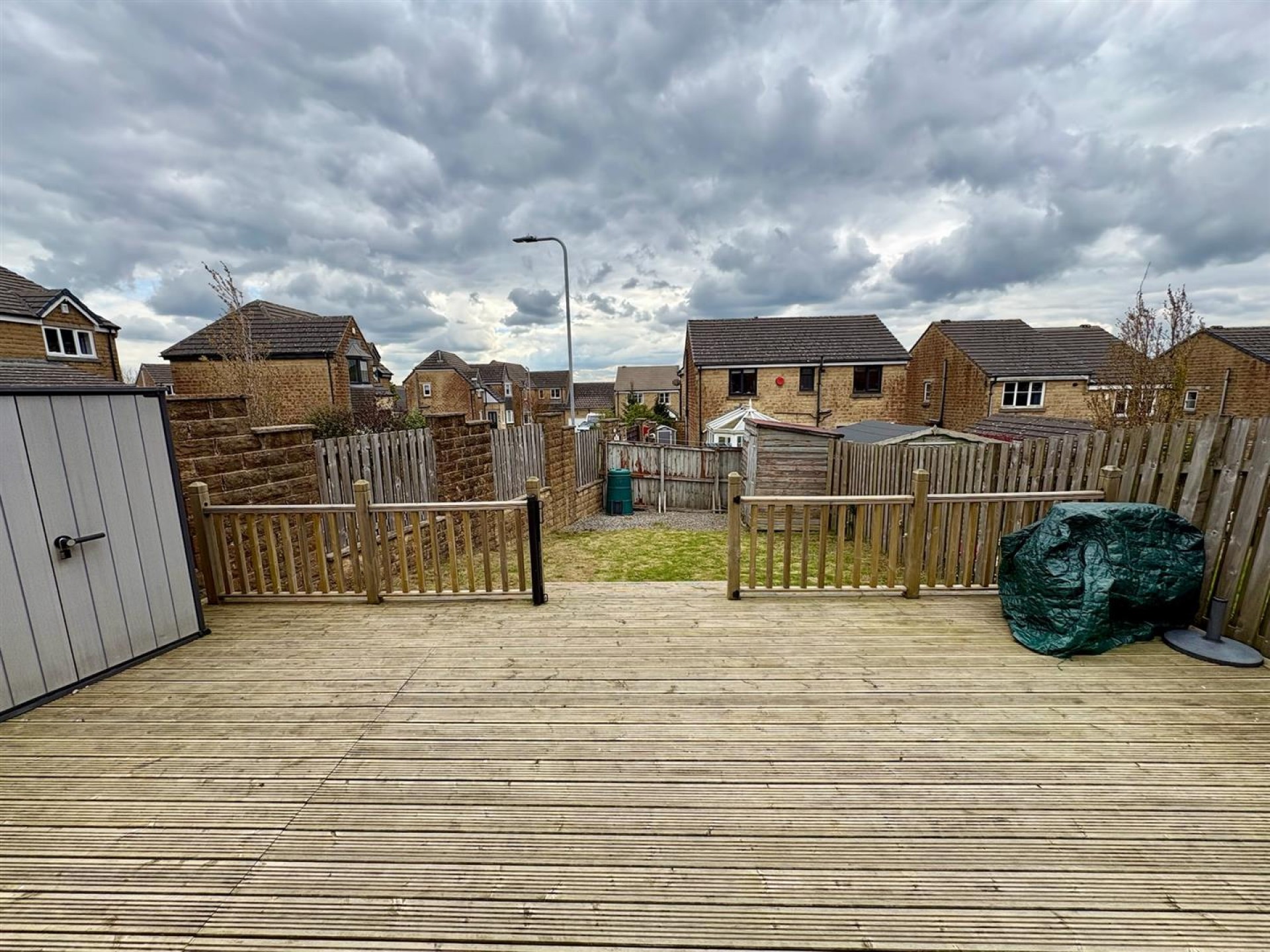 Images for Bradshaw View, Queensbury